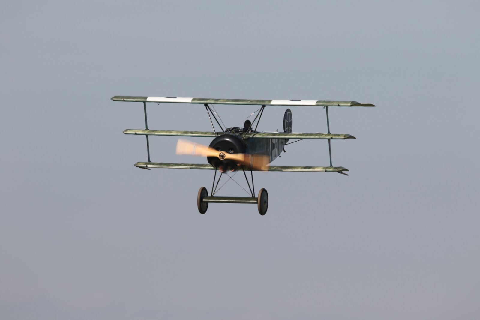 Canon EOS 7D Mark II sample photo. Fokker dr 1, triplane, aircraft photography
