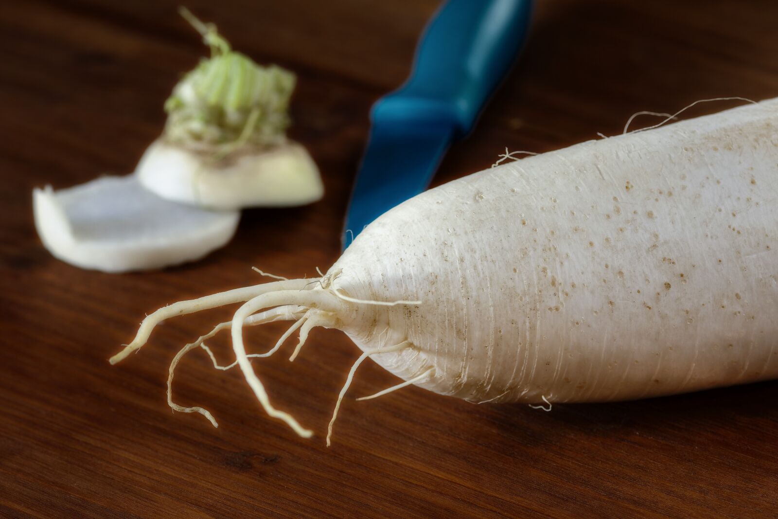 Nikon D7200 sample photo. Radish, knife, vitamins photography