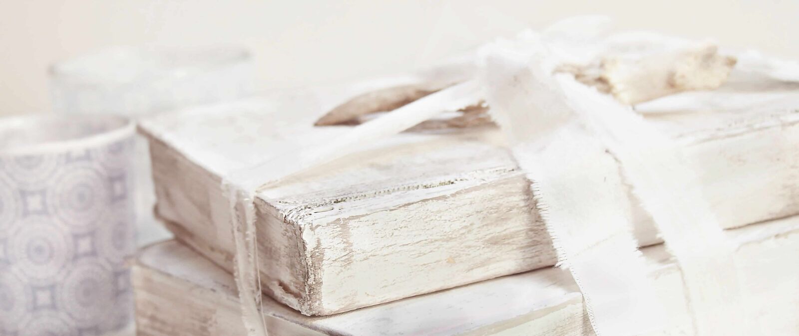 Canon EOS 100D (EOS Rebel SL1 / EOS Kiss X7) sample photo. Paper, wood, book, tape photography