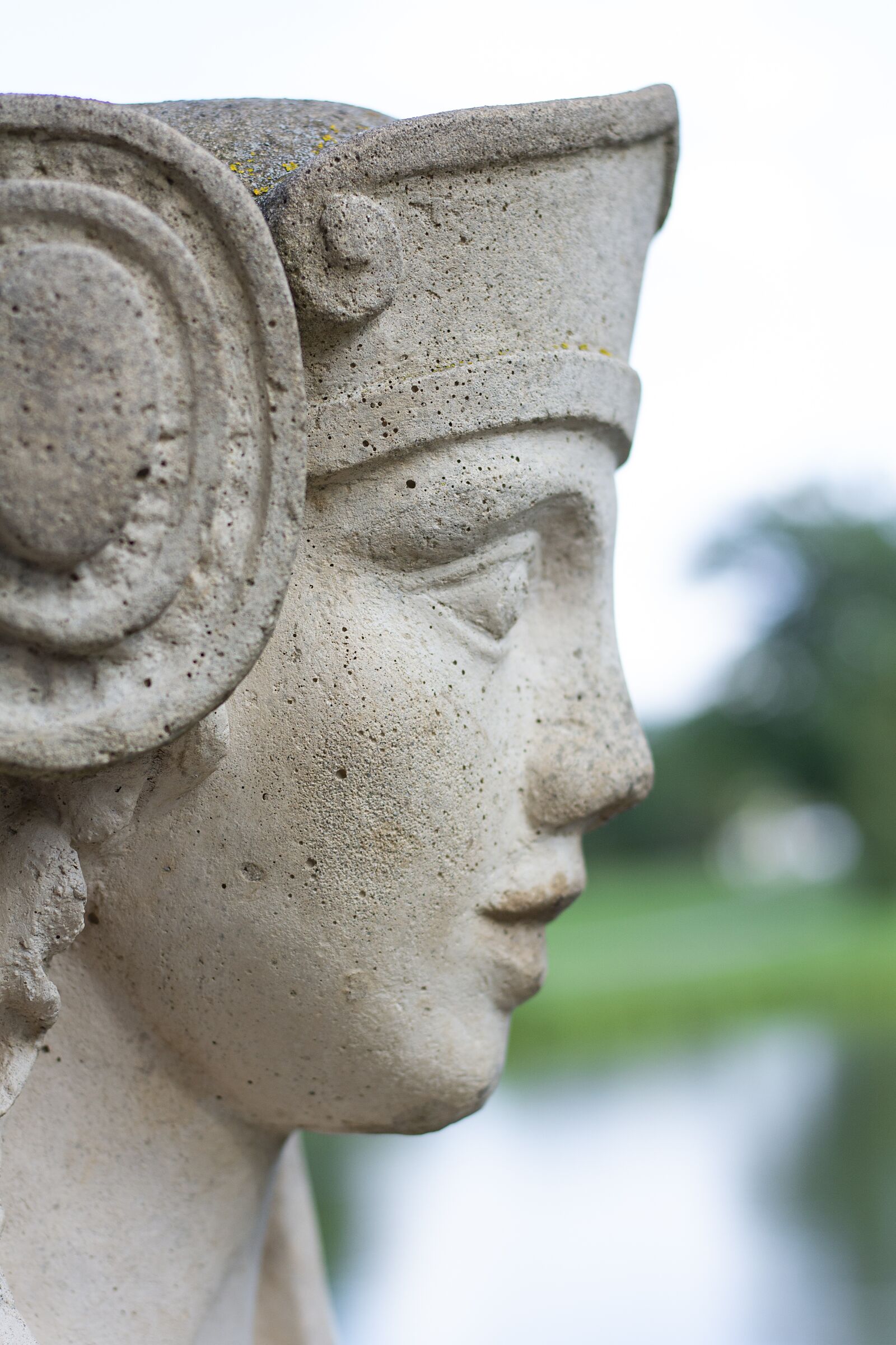 Canon EOS 650D (EOS Rebel T4i / EOS Kiss X6i) + Canon EF 50mm F1.8 STM sample photo. Stature, stone, sculpture photography