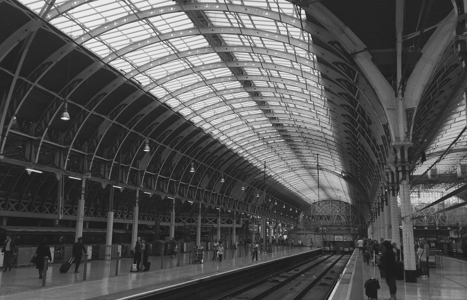 Apple iPhone 6s Plus sample photo. Train, station, london photography