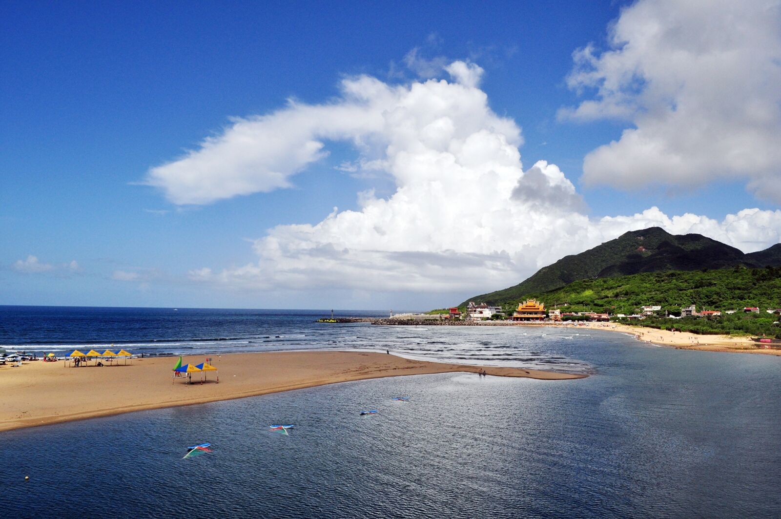 Nikon D5000 sample photo. Marine, the vast, resort photography