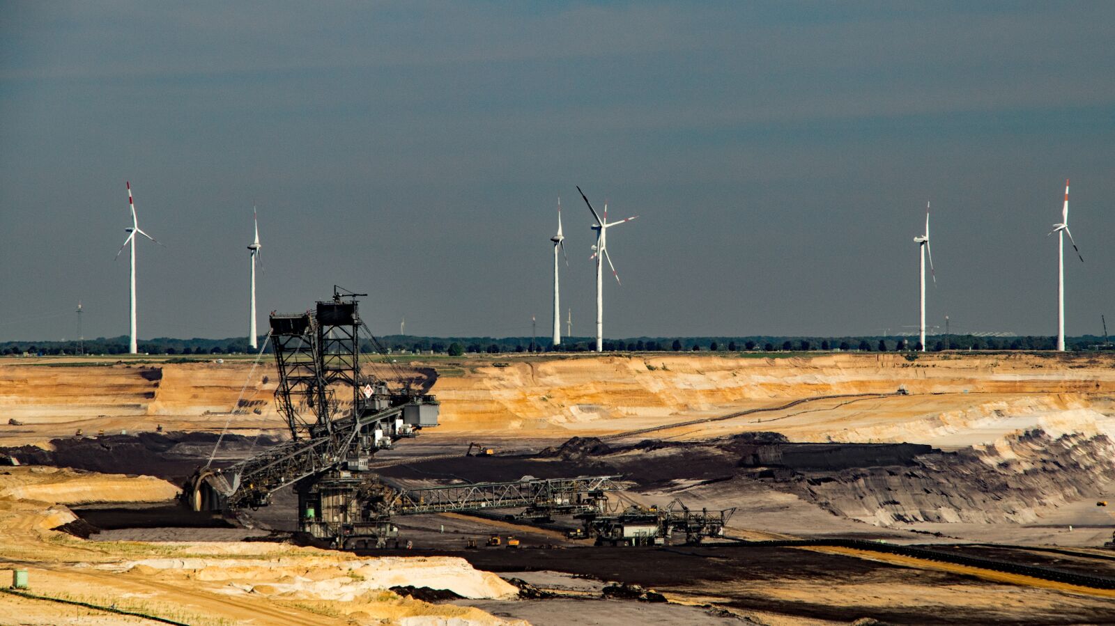 Canon EOS 80D sample photo. Garzweiler, brown coal, open photography