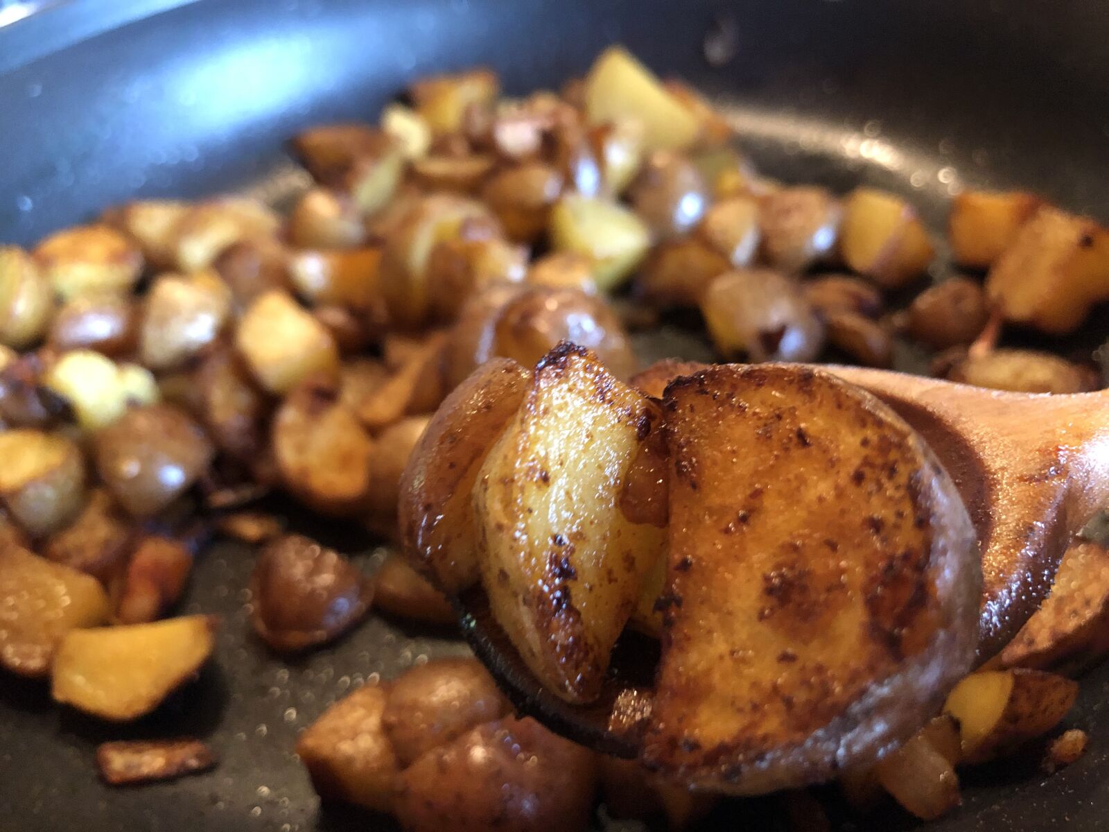 iPhone 8 Plus back dual camera 3.99mm f/1.8 sample photo. Potato, food, potatoes photography