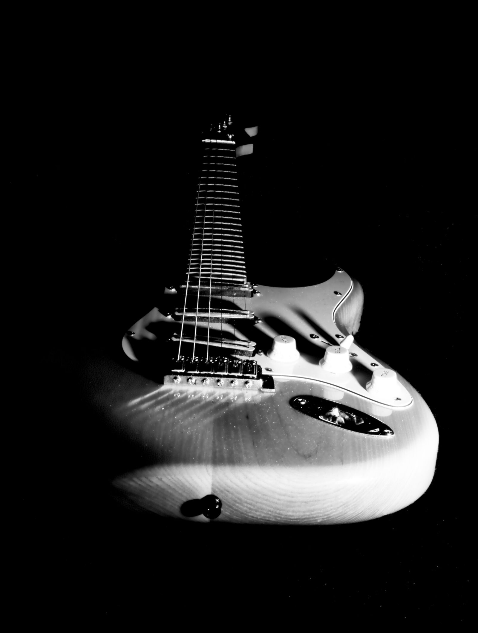 Nikon D3300 sample photo. Guitar, lowkey, stratocaster photography