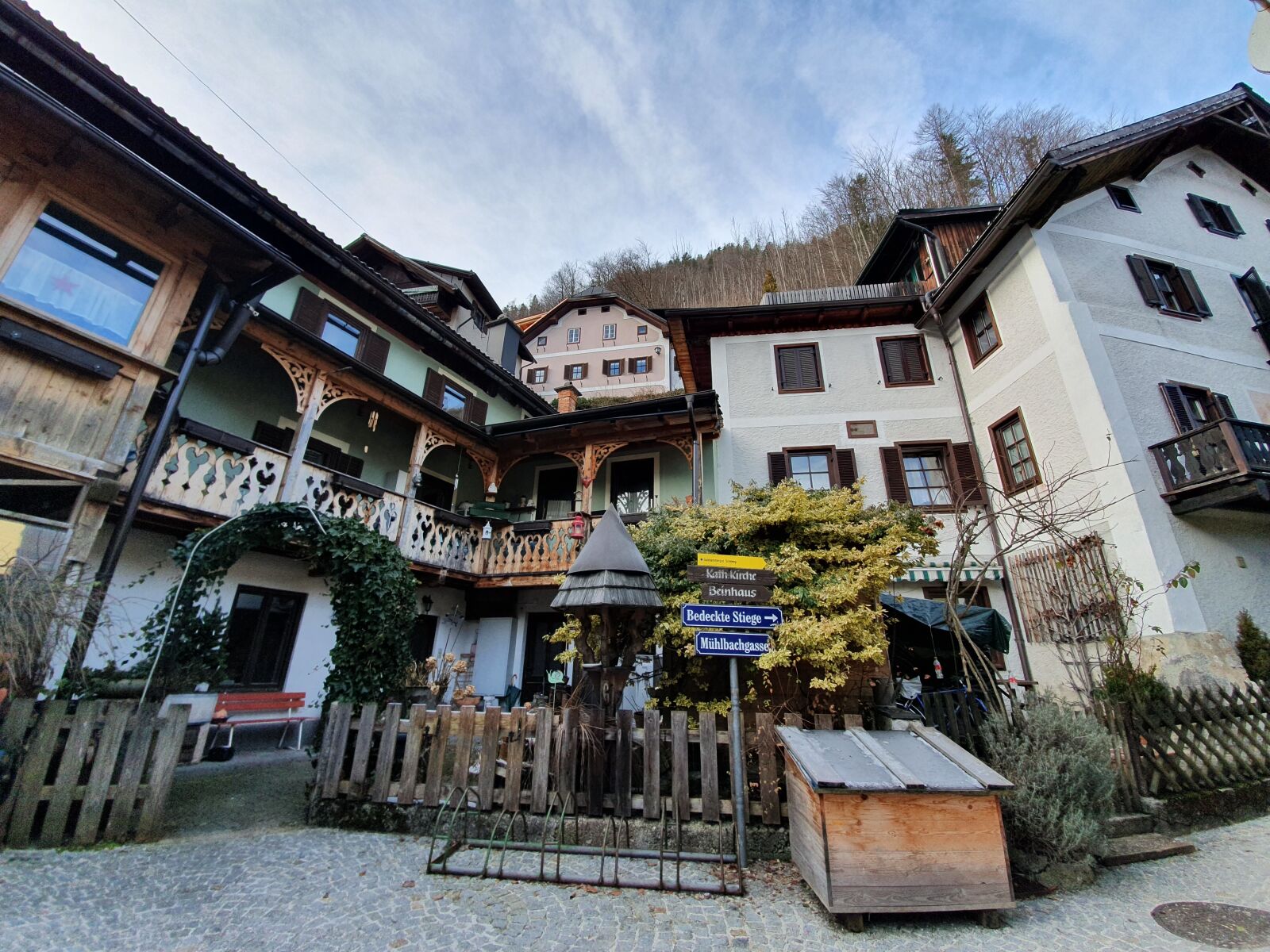 Samsung SM-G973F sample photo. Hallstatt, village, austria photography