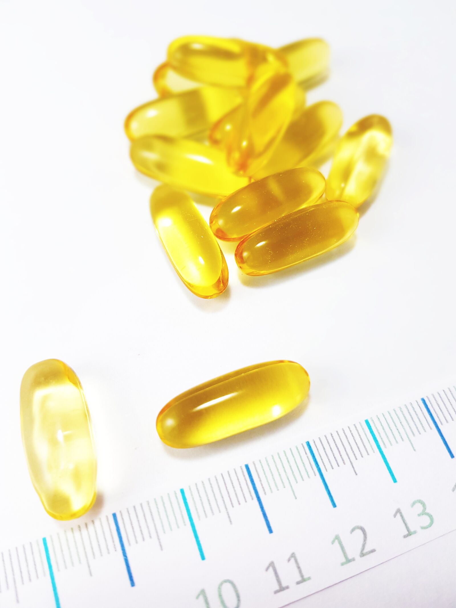 Samsung Galaxy S8 sample photo. Pill, capsule, medical photography