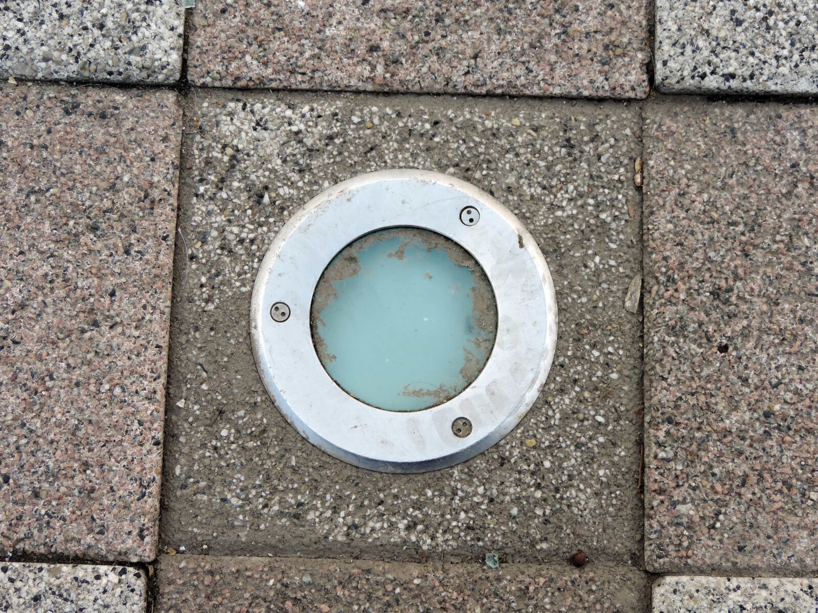 Nikon Coolpix P520 sample photo. Electricity, surface, stone, wall photography