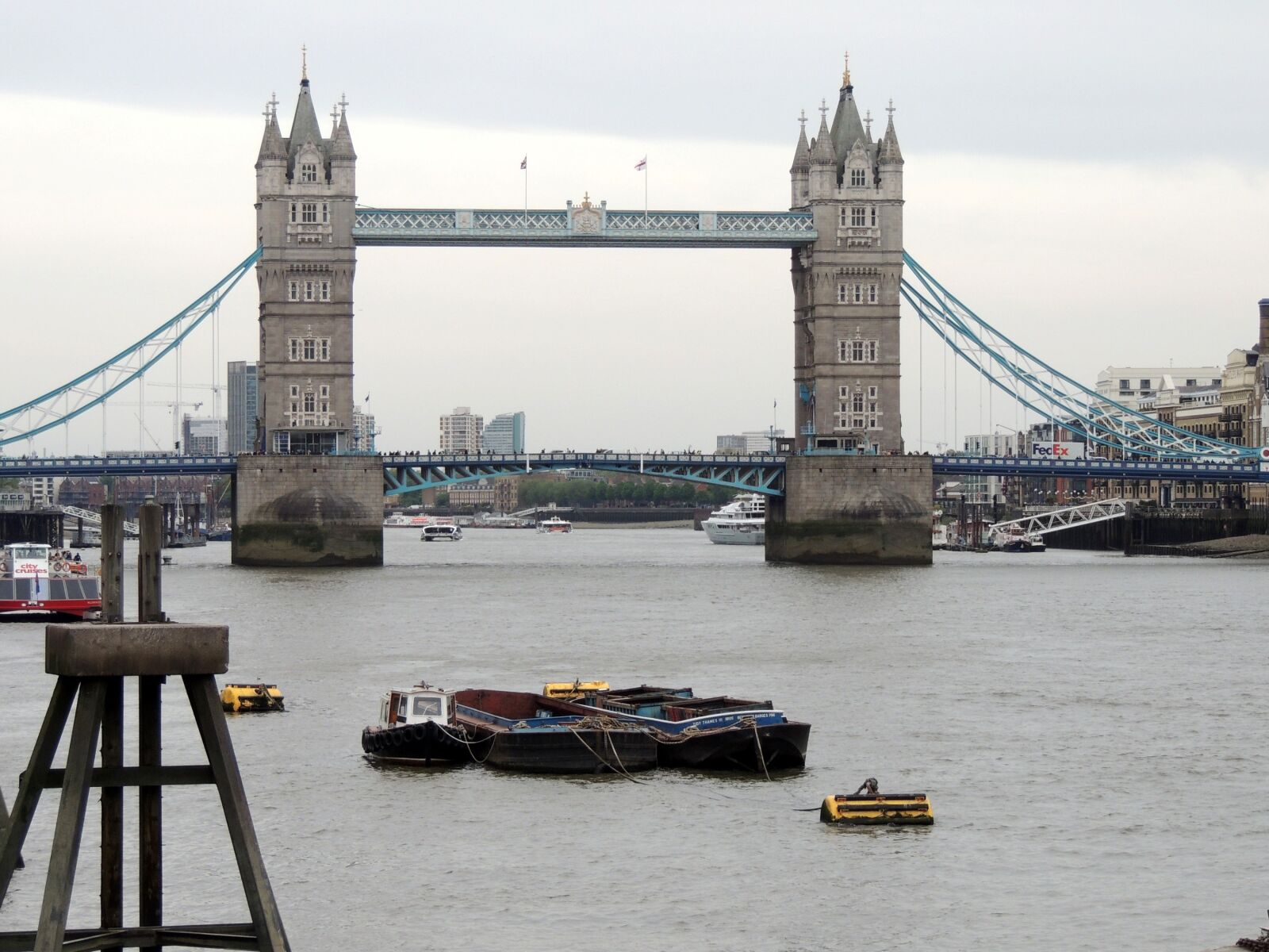 Nikon Coolpix P510 sample photo. London, england, city photography