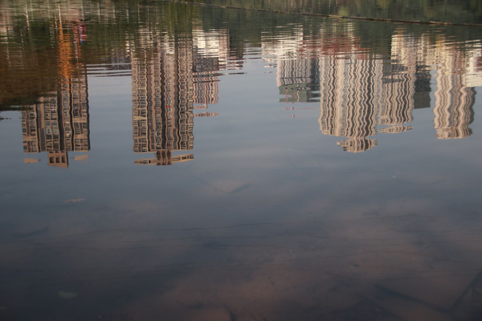 Canon EOS M6 sample photo. Building, reflection, the water photography