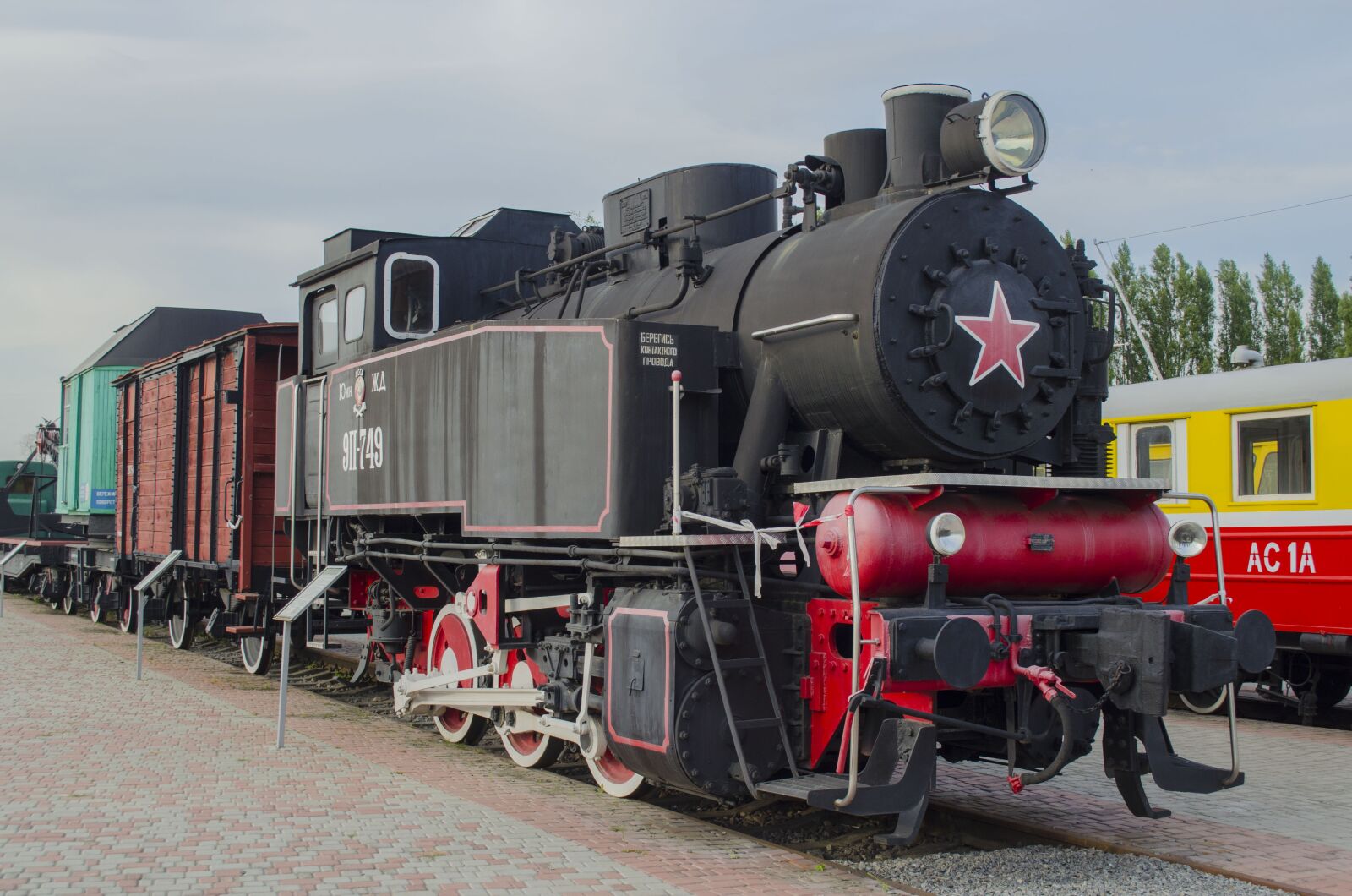 Nikon D5100 sample photo. Steam locomotive, vintage, boiler photography