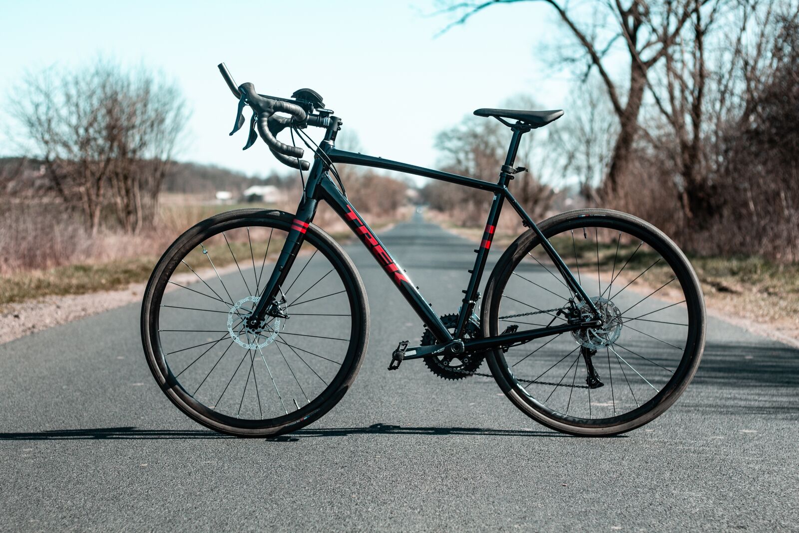 Canon EOS 700D (EOS Rebel T5i / EOS Kiss X7i) sample photo. Bike, way, asphalt photography