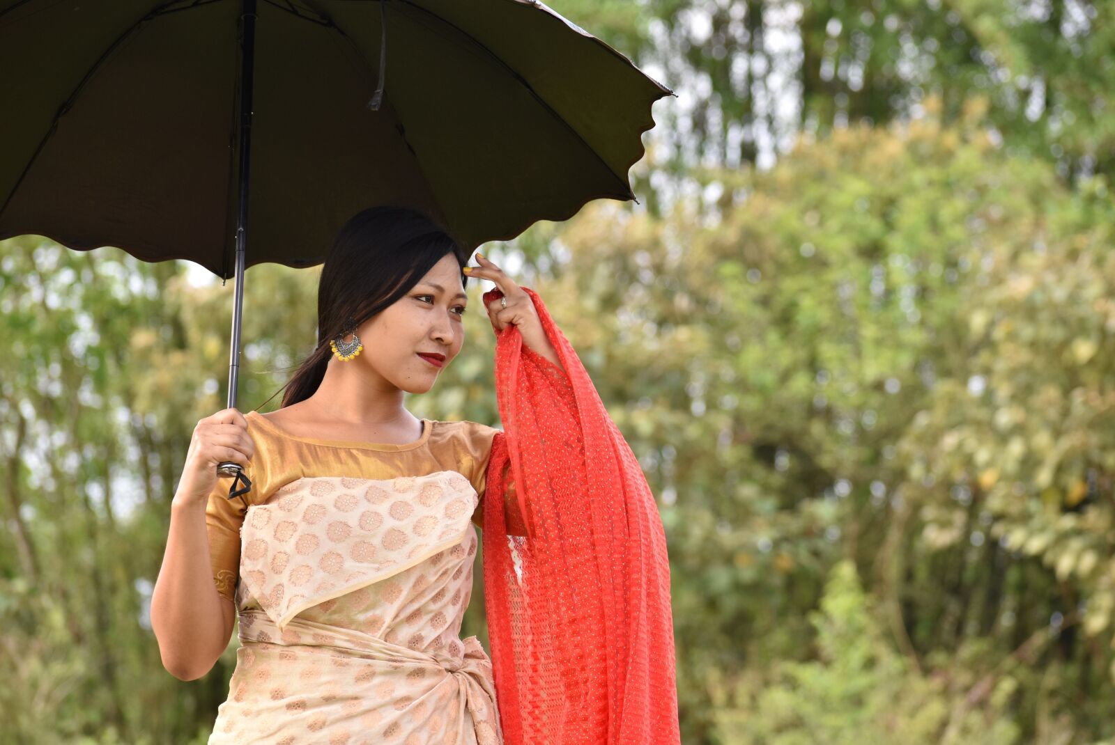 Nikon D5600 sample photo. Girl, tribal, woman photography
