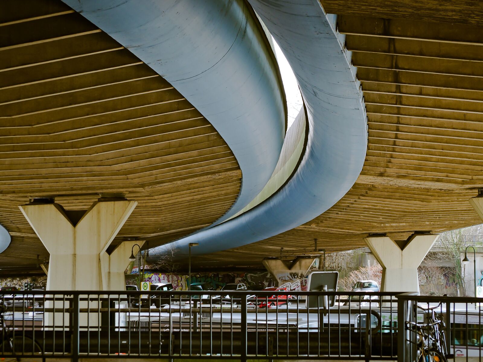 Olympus OM-D E-M10 sample photo. Architecture, bridge, structures photography