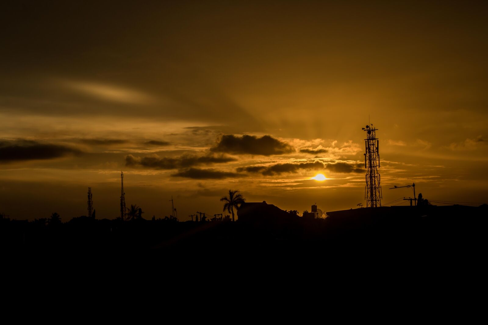 Canon EOS 750D (EOS Rebel T6i / EOS Kiss X8i) sample photo. Sunset, cloud, sunrise photography