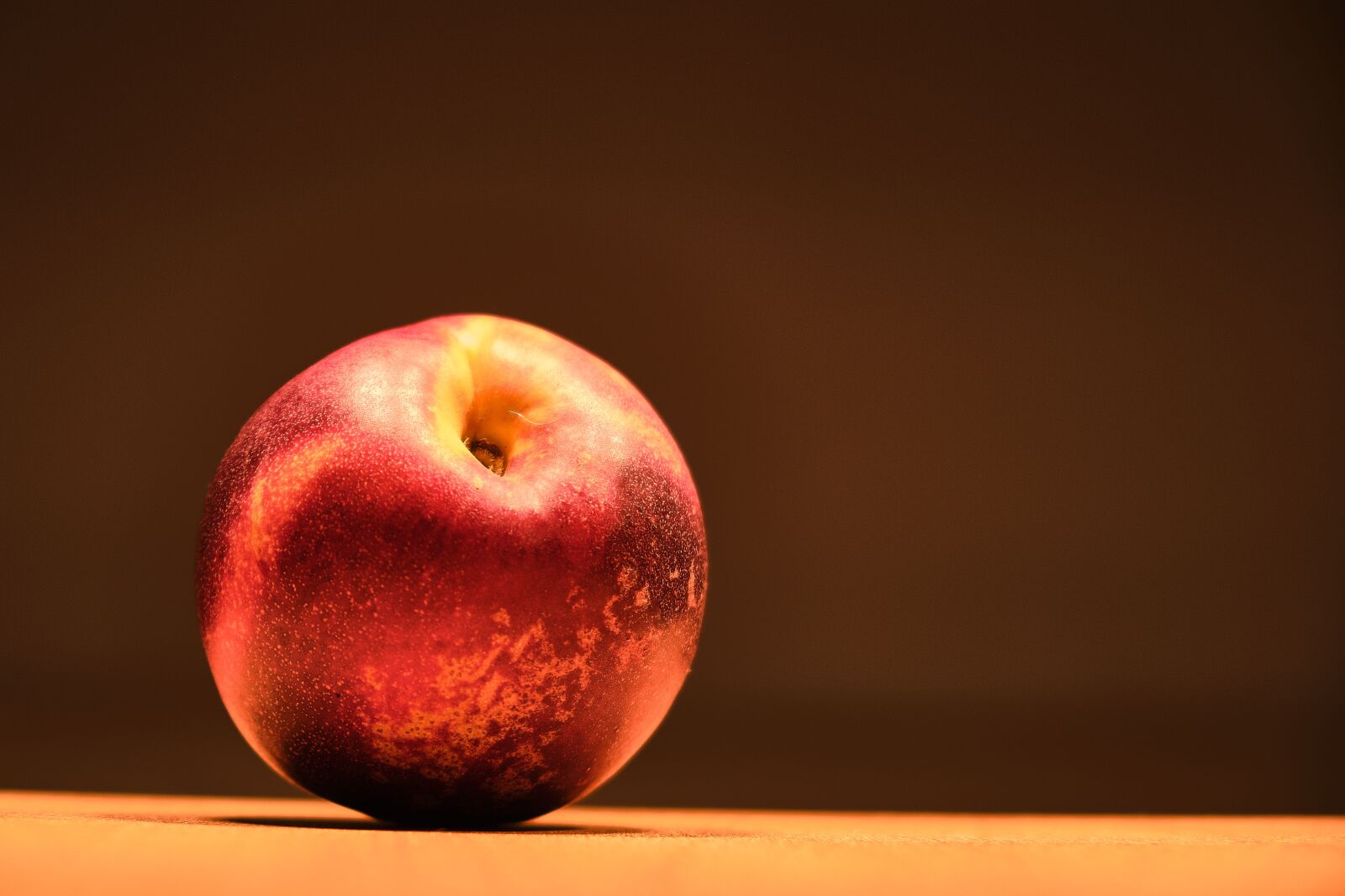 Fujifilm XF 18-55mm F2.8-4 R LM OIS sample photo. Nectarine, fruit, still life photography