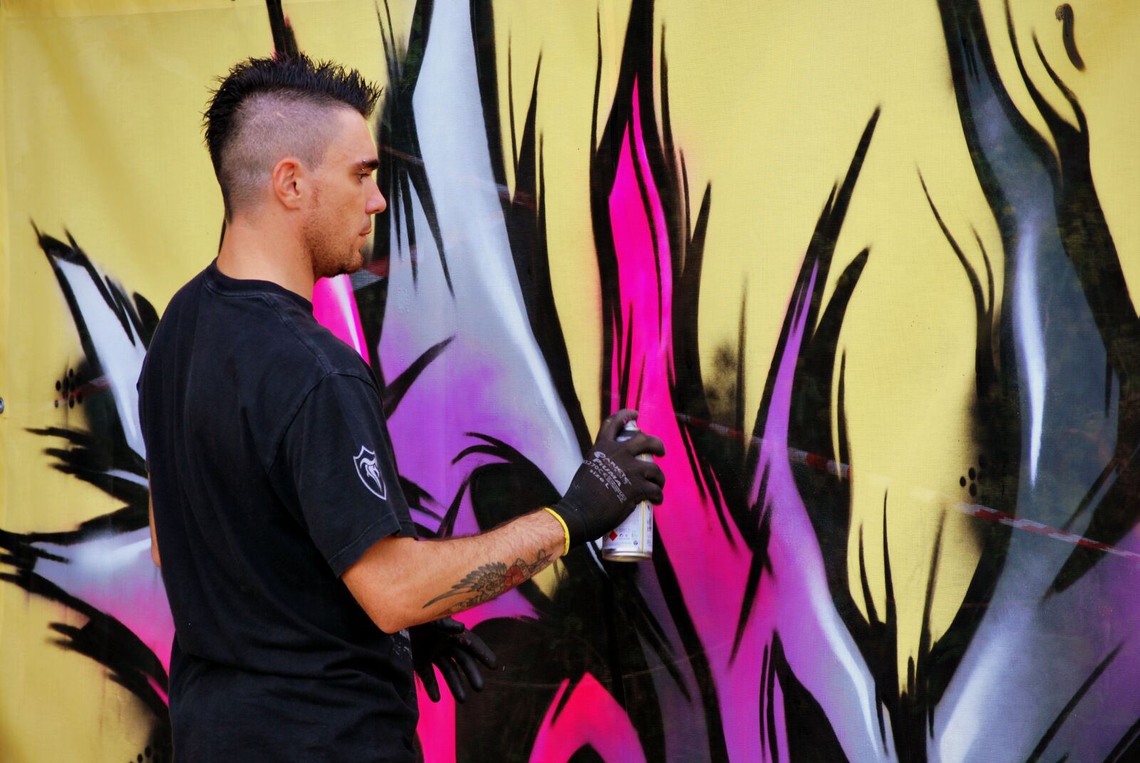 Nikon D60 sample photo. Graffiti, writes, game photography