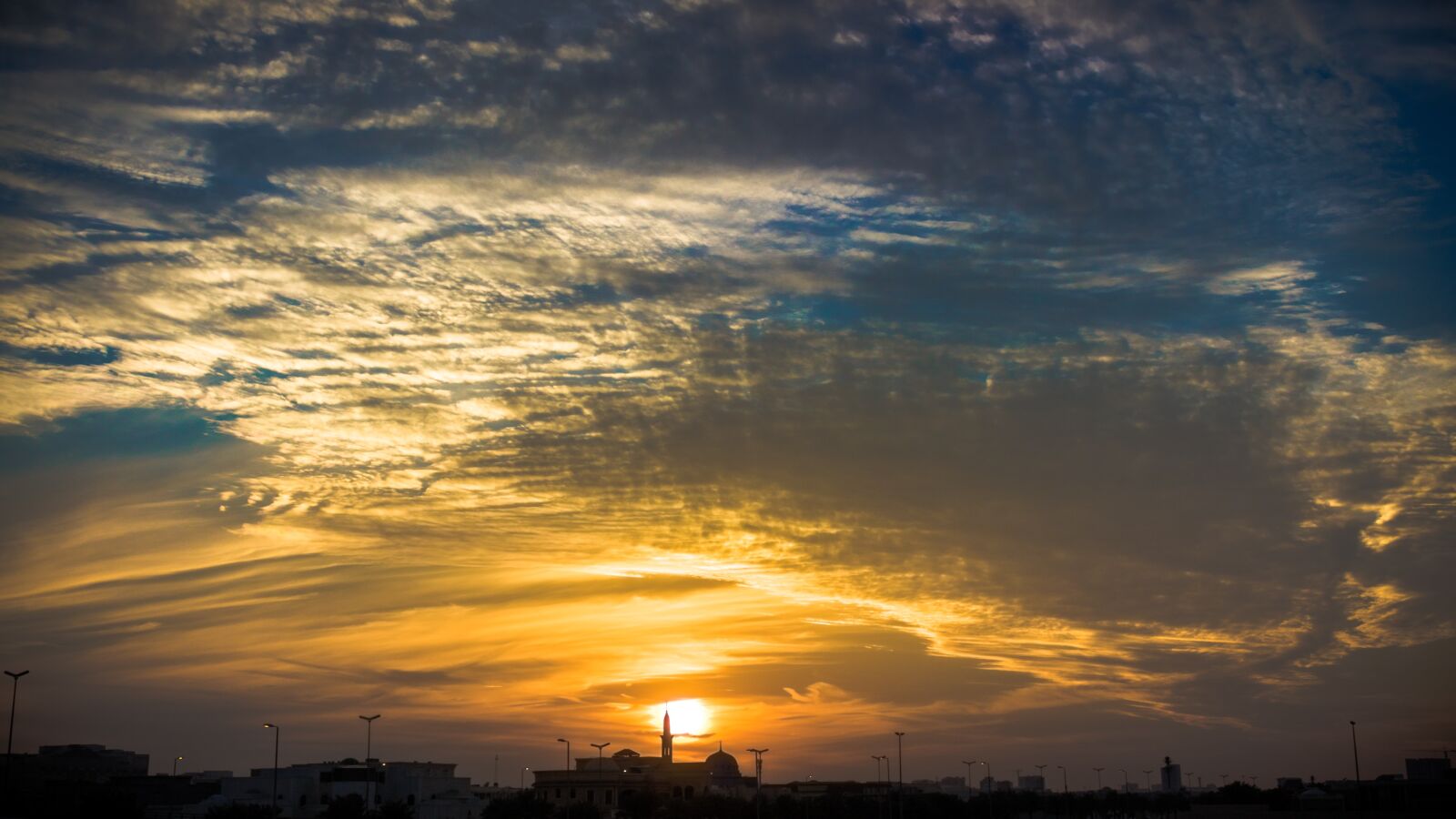Canon EOS 700D (EOS Rebel T5i / EOS Kiss X7i) sample photo. Sunset, clouds, sky photography