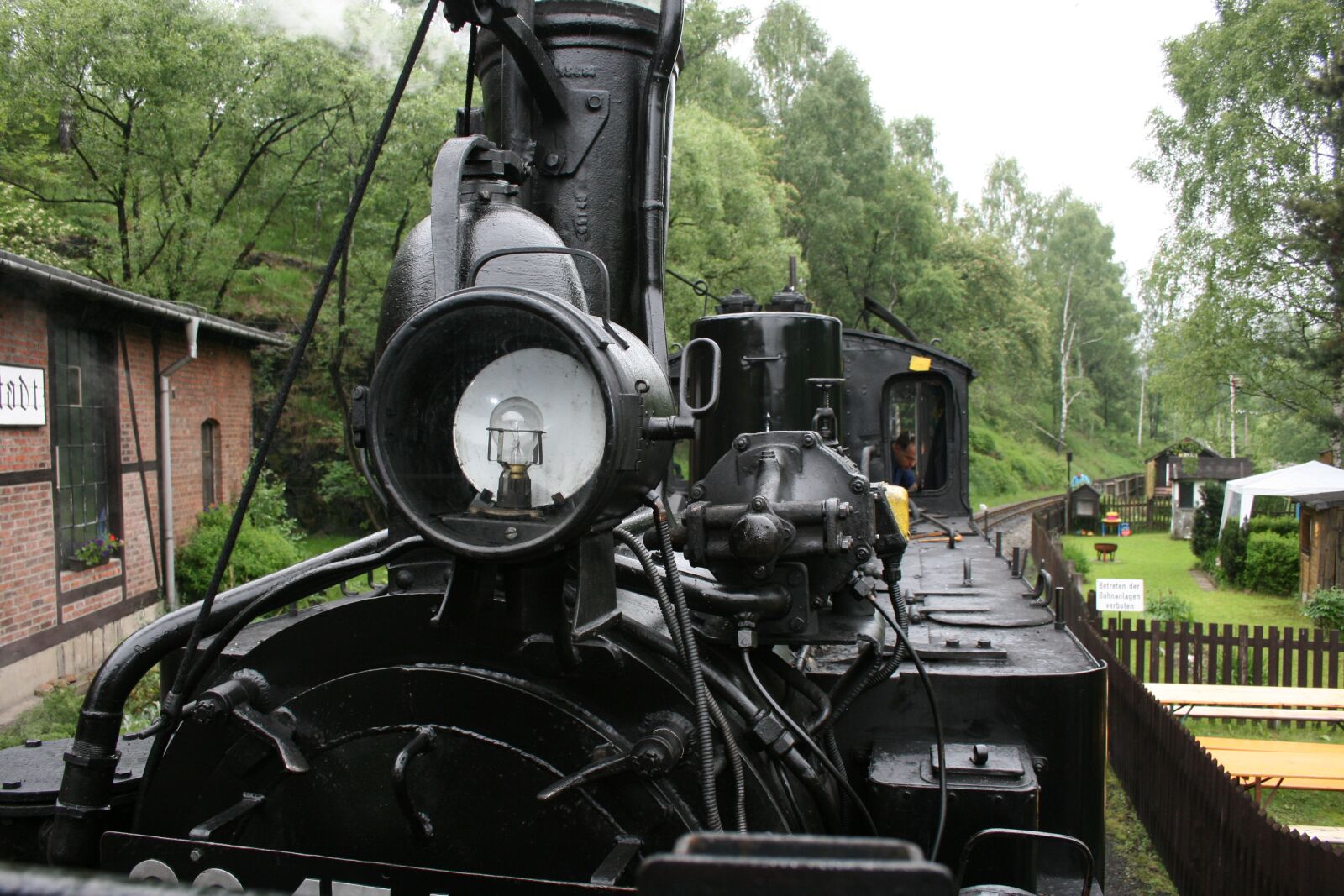 Canon EOS 400D (EOS Digital Rebel XTi / EOS Kiss Digital X) sample photo. Steam locomotive, railway, historically photography