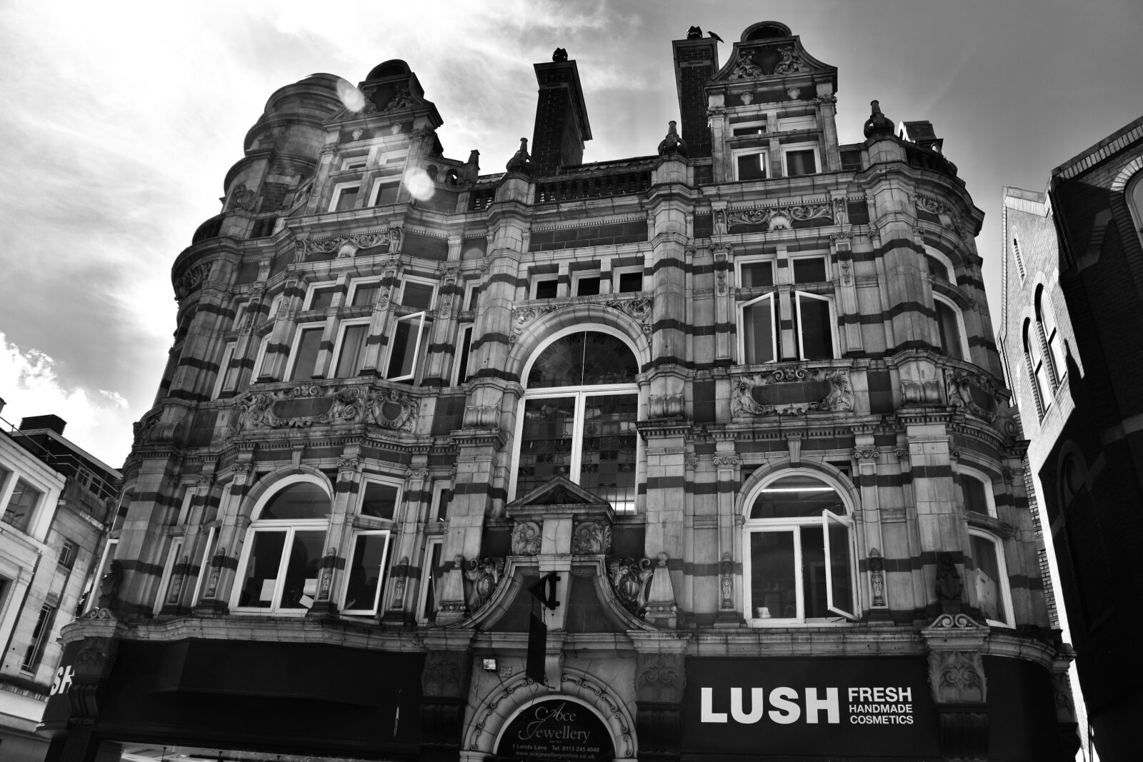Nikon D5600 sample photo. Leeds, city, cityscape photography