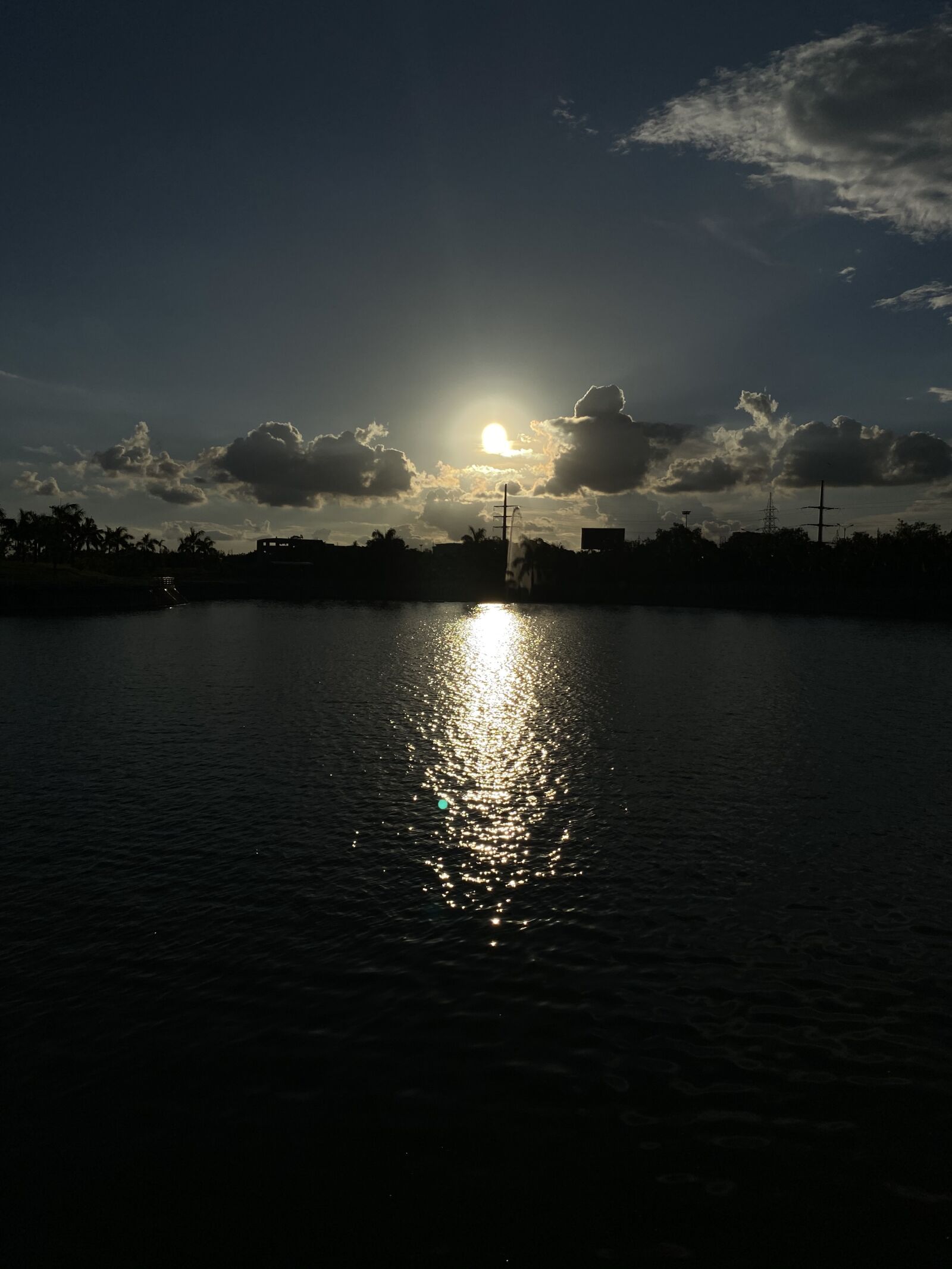Apple iPhone 11 Pro Max sample photo. My best click sun photography