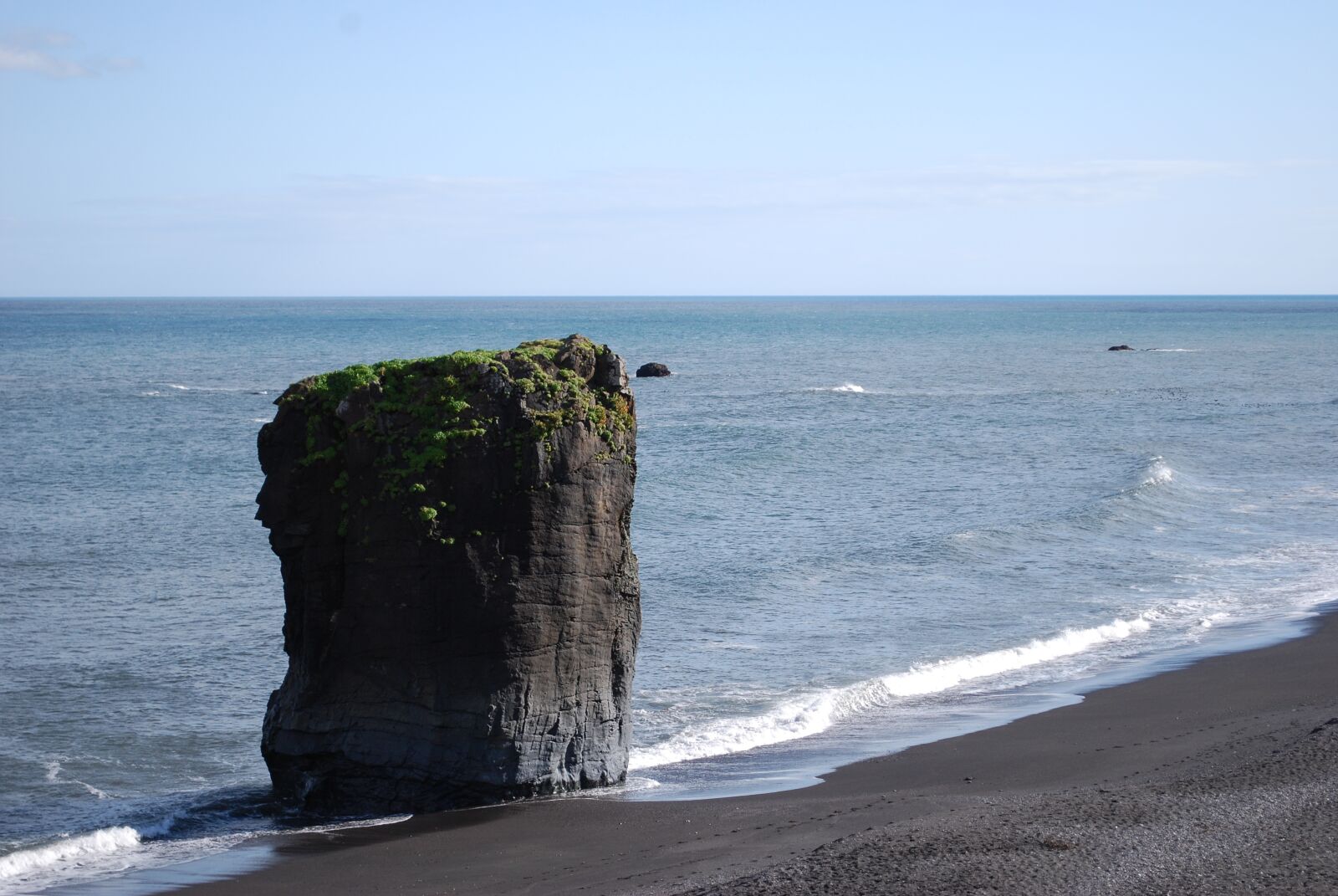 Nikon D60 sample photo. Iceland, ocean, cliff photography