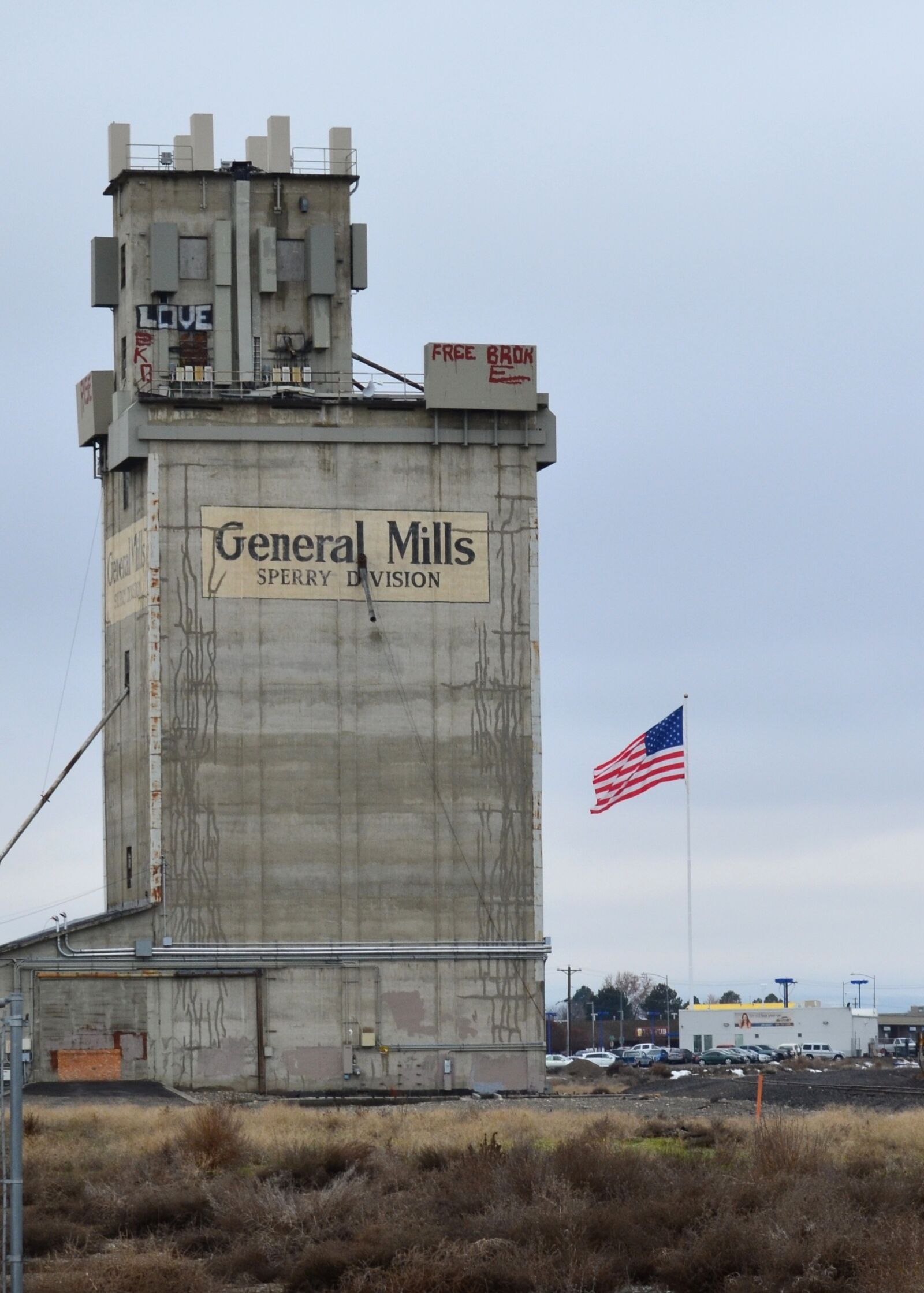 Nikon D5100 sample photo. Storage, silo, old photography