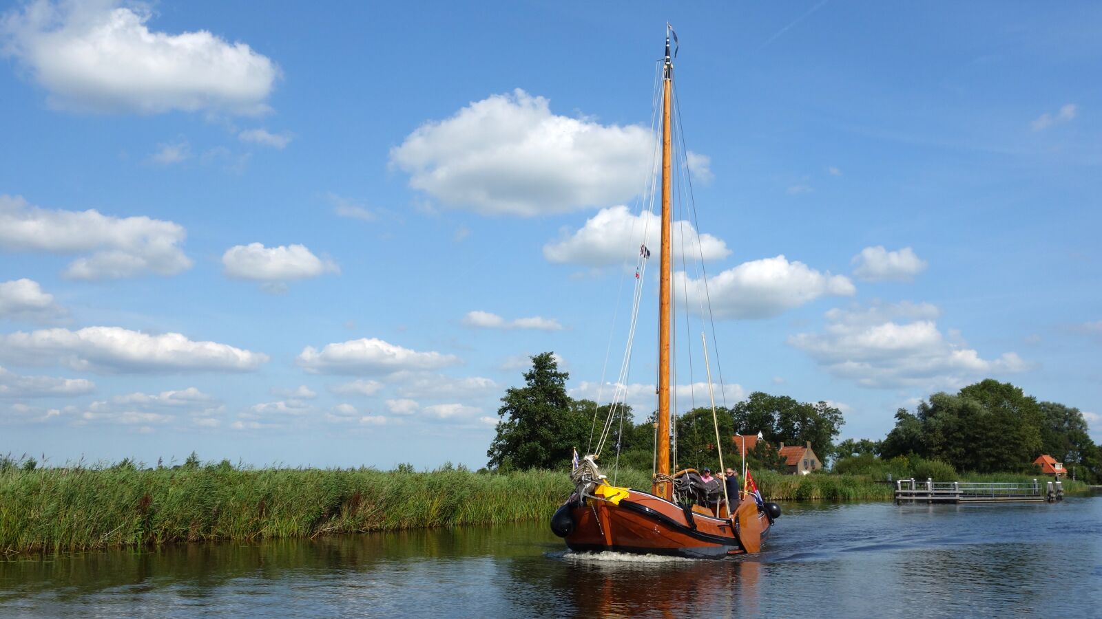 Sony Cyber-shot DSC-RX100 sample photo. Sailing boat, flat bottom photography