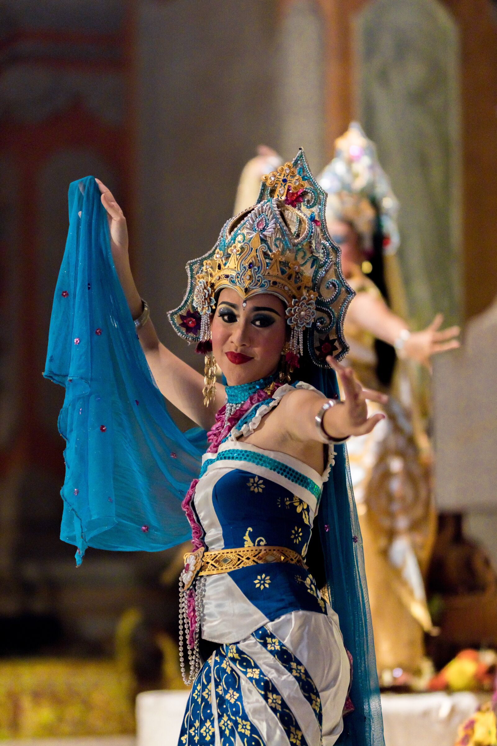 Sigma 85mm F1.4 DG HSM Art sample photo. Dancer, balinese, culture photography