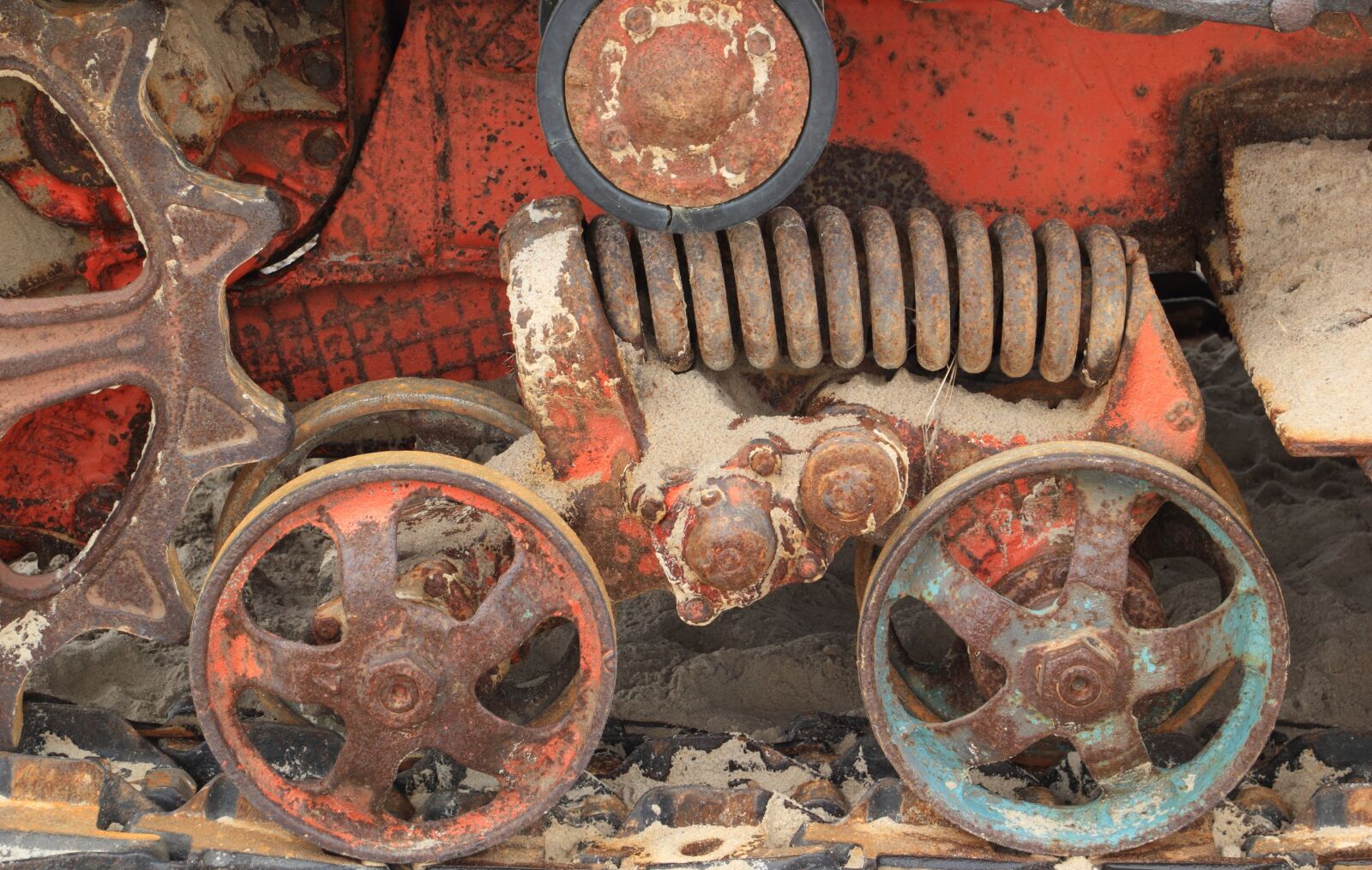 Canon EOS 550D (EOS Rebel T2i / EOS Kiss X4) sample photo. Latvia, jurmalciems, bulldozer photography