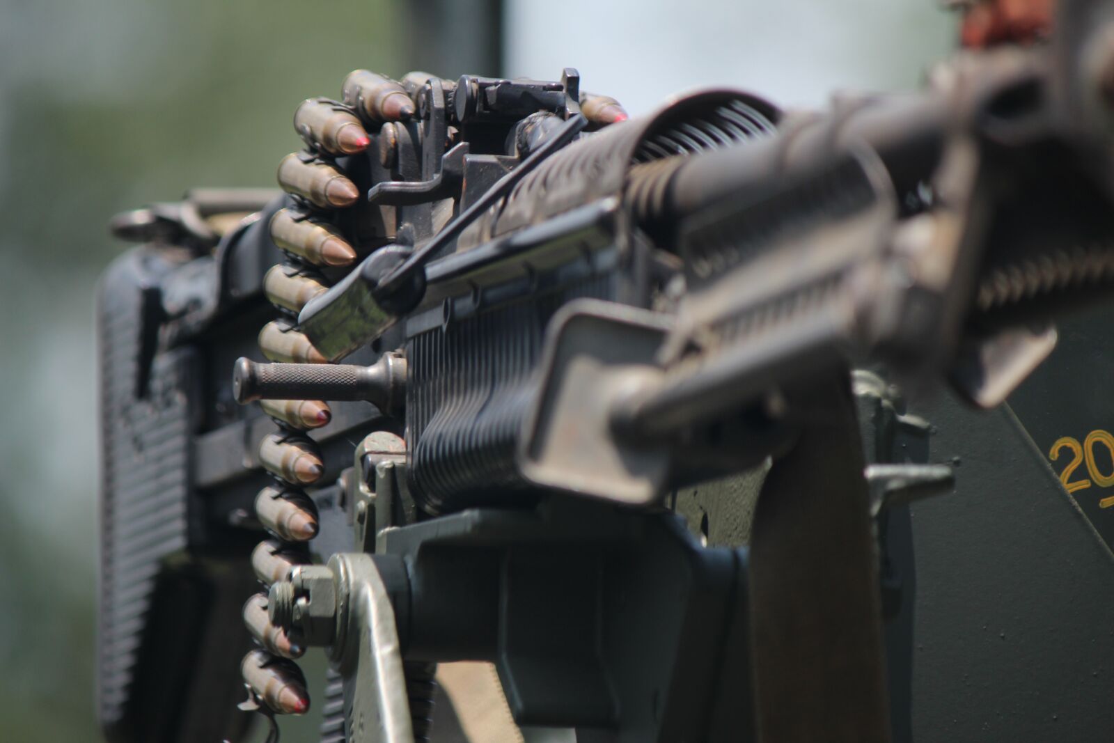 Canon EOS 600D (Rebel EOS T3i / EOS Kiss X5) sample photo. M60, machine gun, army photography