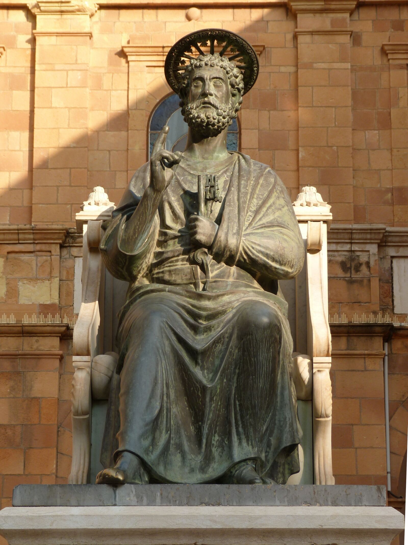 Panasonic Lumix DMC-FZ40 (Lumix DMC-FZ45) sample photo. The statue, sculpture, the photography