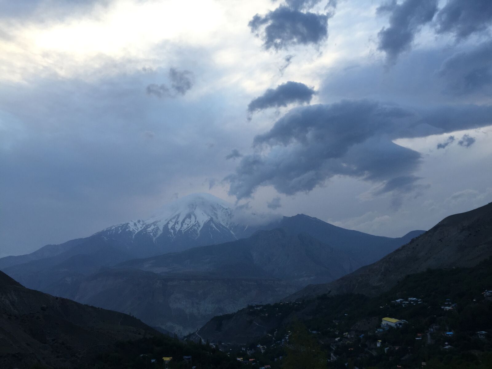 iPhone 6 back camera 4.15mm f/2.2 sample photo. Iran, clouds, nature photography