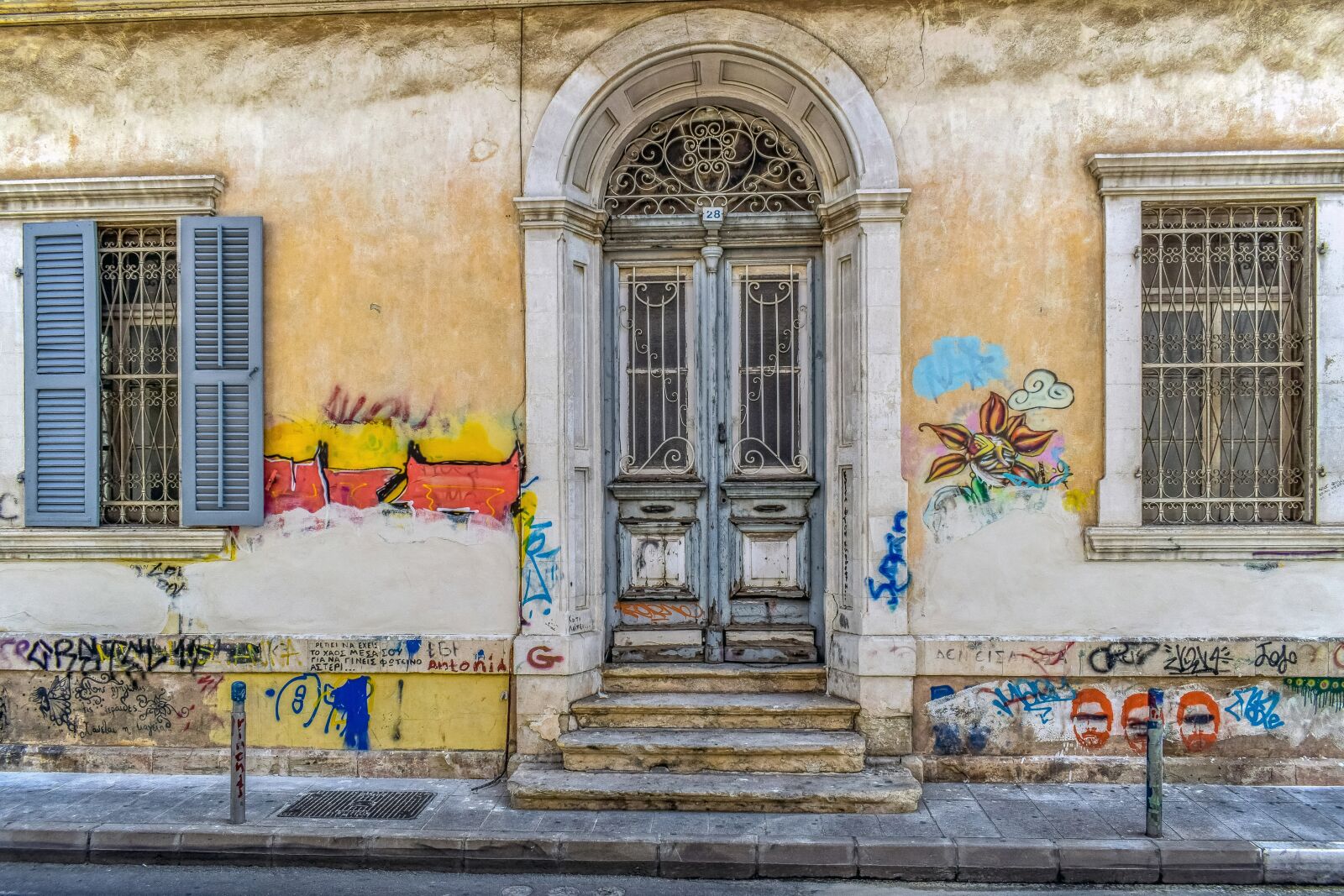 Nikon D3300 sample photo. Old house, architecture, neoclassic photography