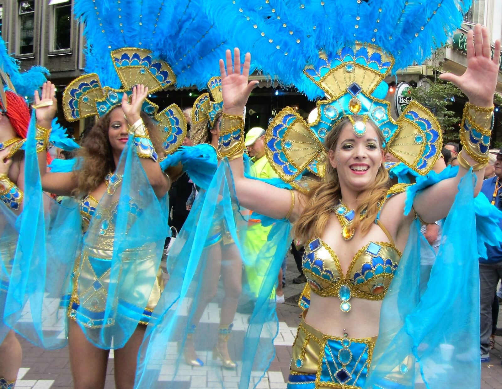 Canon PowerShot SX220 HS sample photo. Party, happy, beautiful woman photography