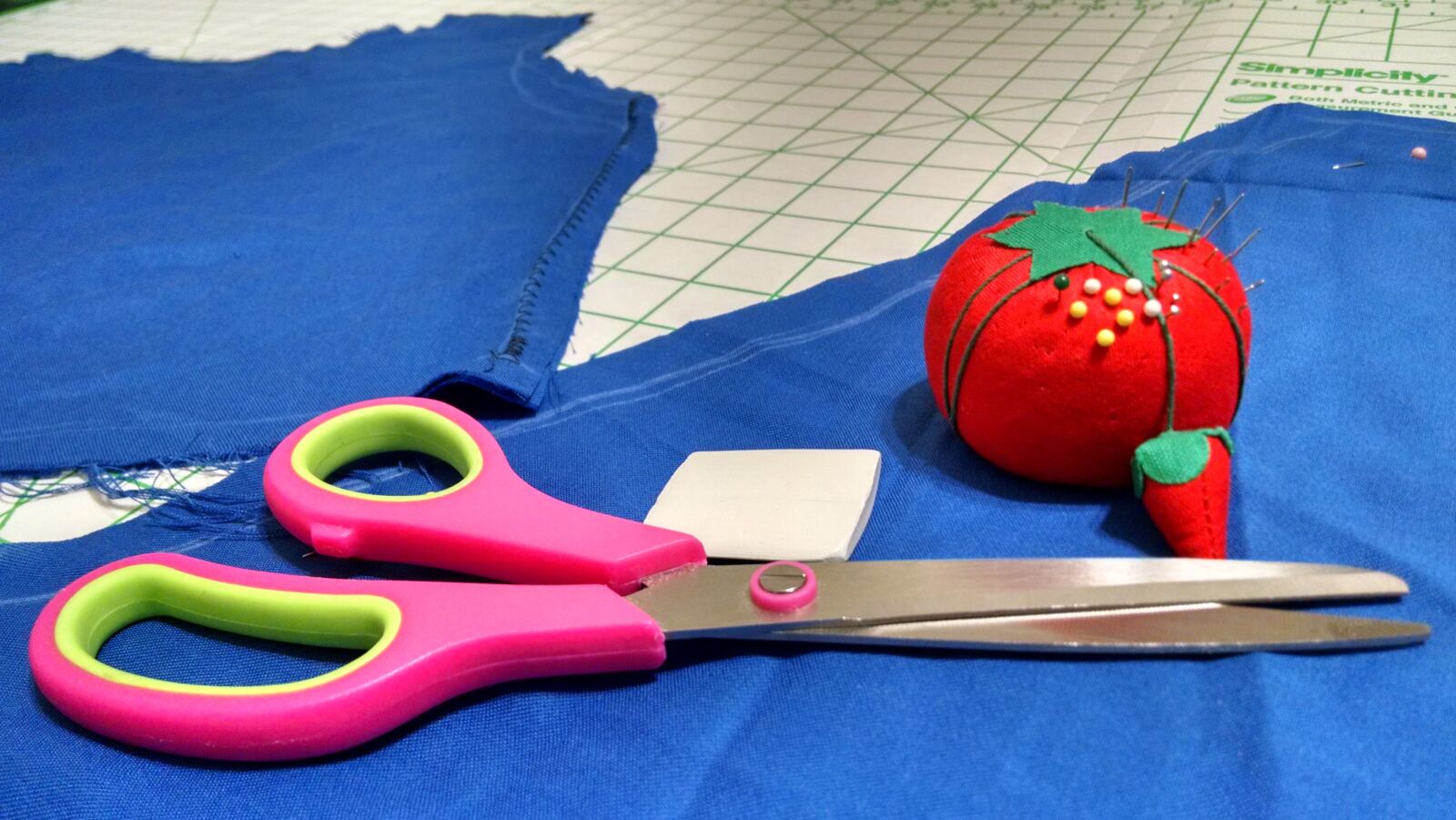 Motorola Droid Mini sample photo. Sewing, sew, handmade photography
