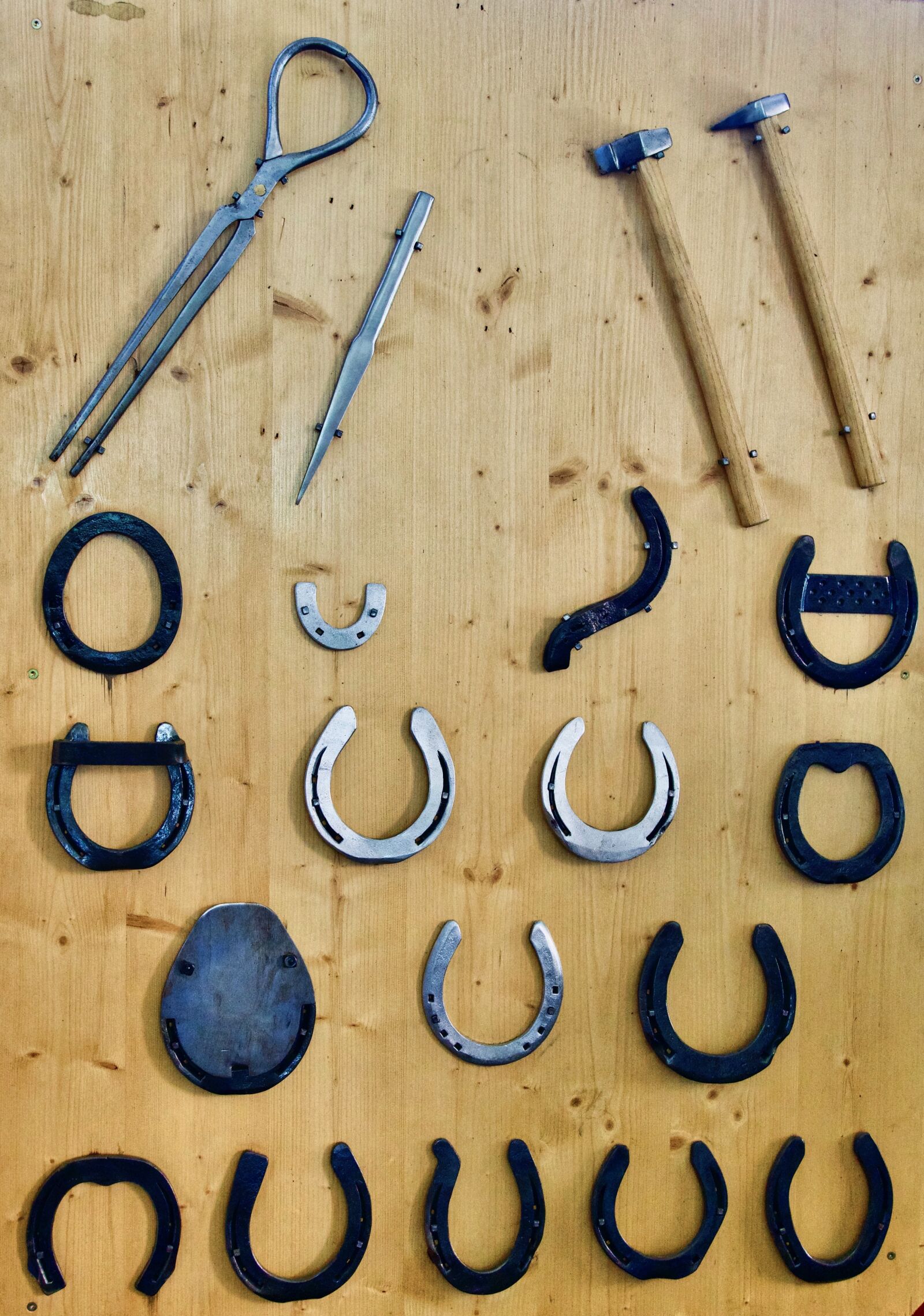 Sony a6500 sample photo. Shoes, horses, farrier photography