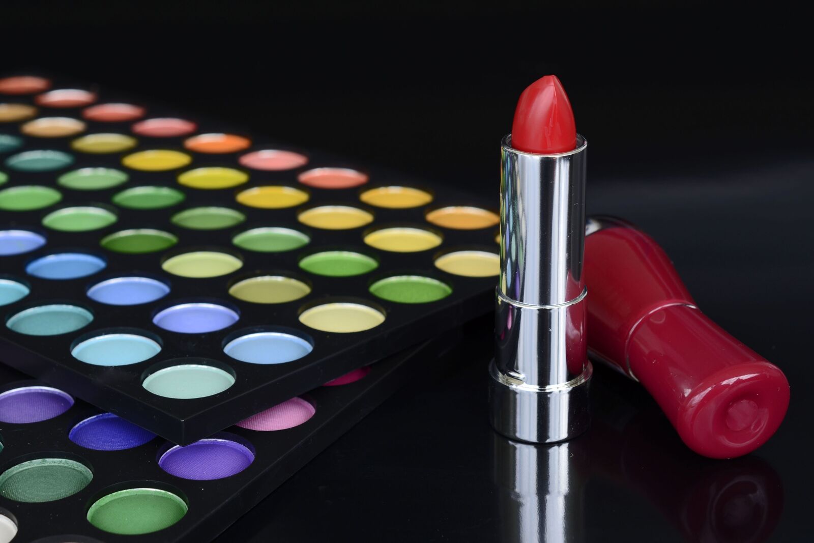 Nikon D7100 sample photo. Eye shadow, cosmetics, color photography