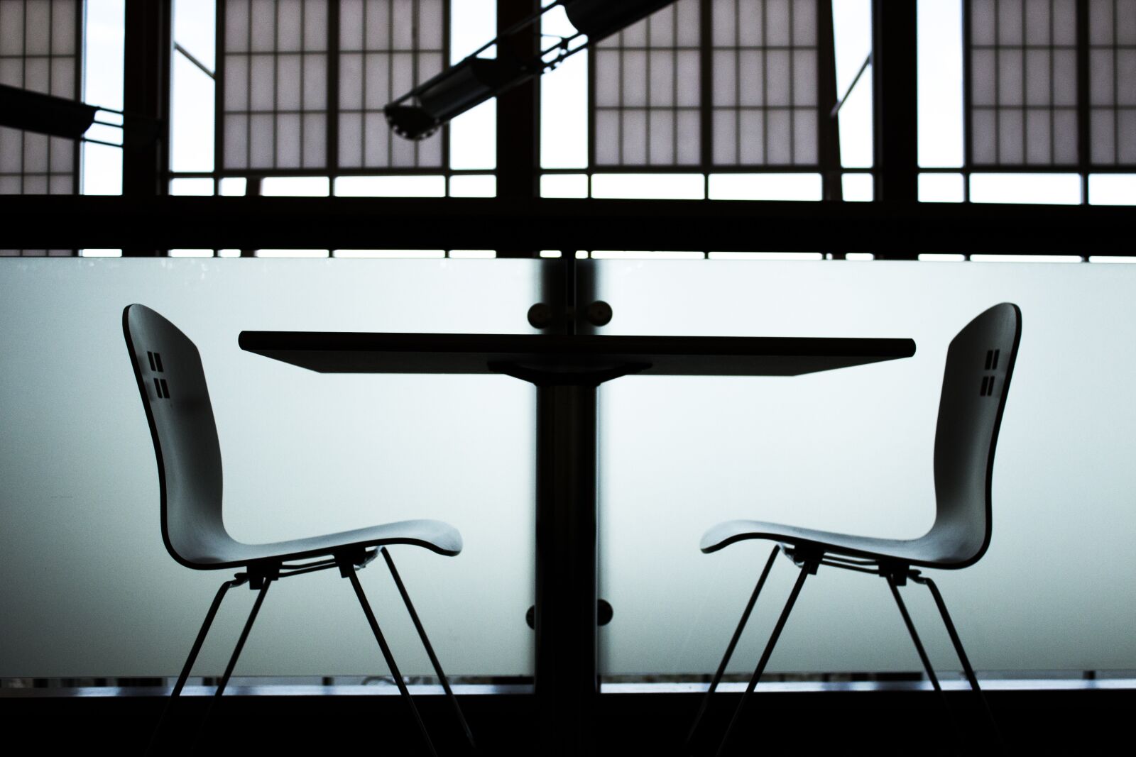 Canon EOS 1200D (EOS Rebel T5 / EOS Kiss X70 / EOS Hi) sample photo. Chairs, frosted glass, glass photography