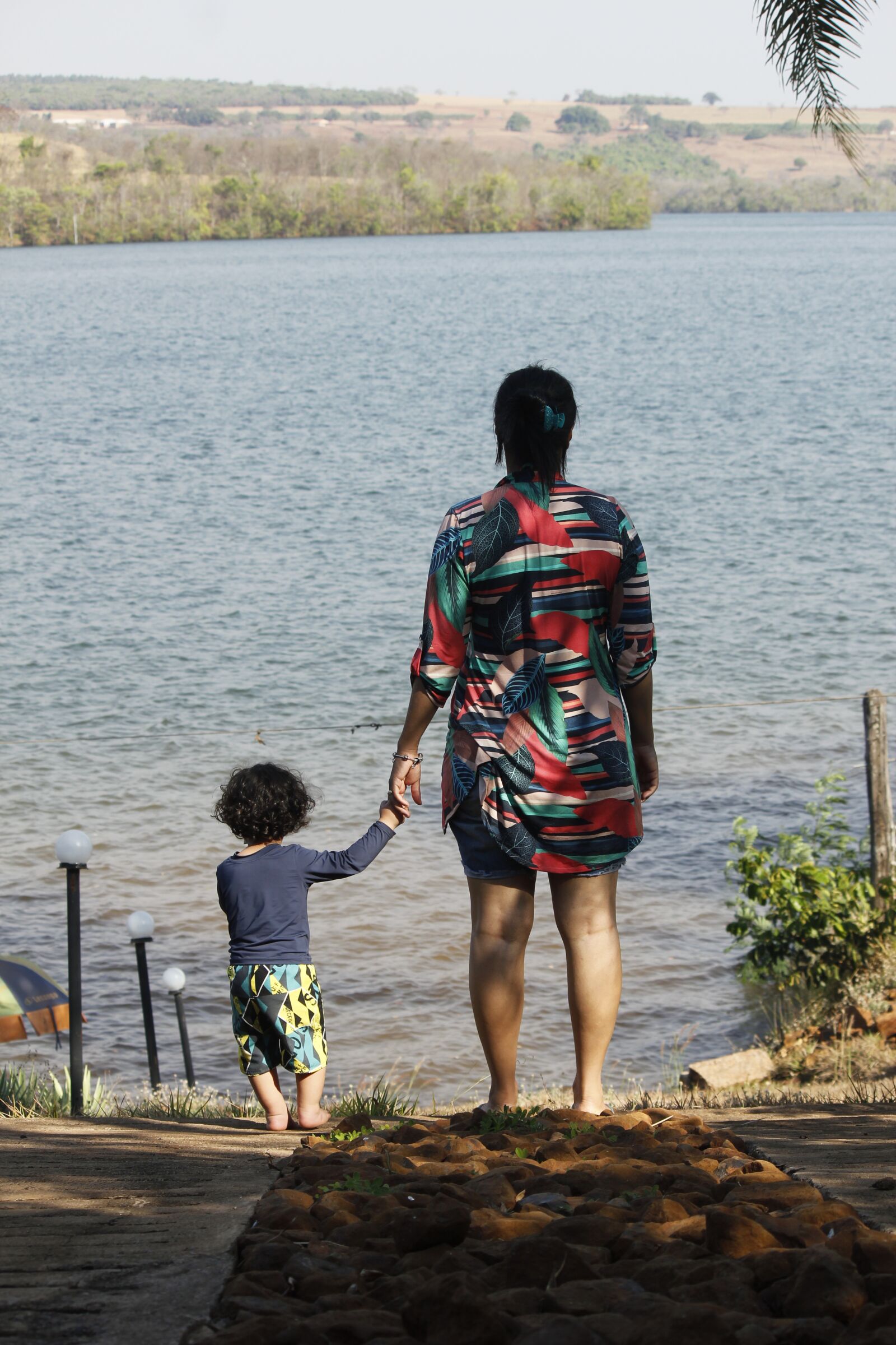 Canon EOS 550D (EOS Rebel T2i / EOS Kiss X4) sample photo. Mother, son, mother and photography