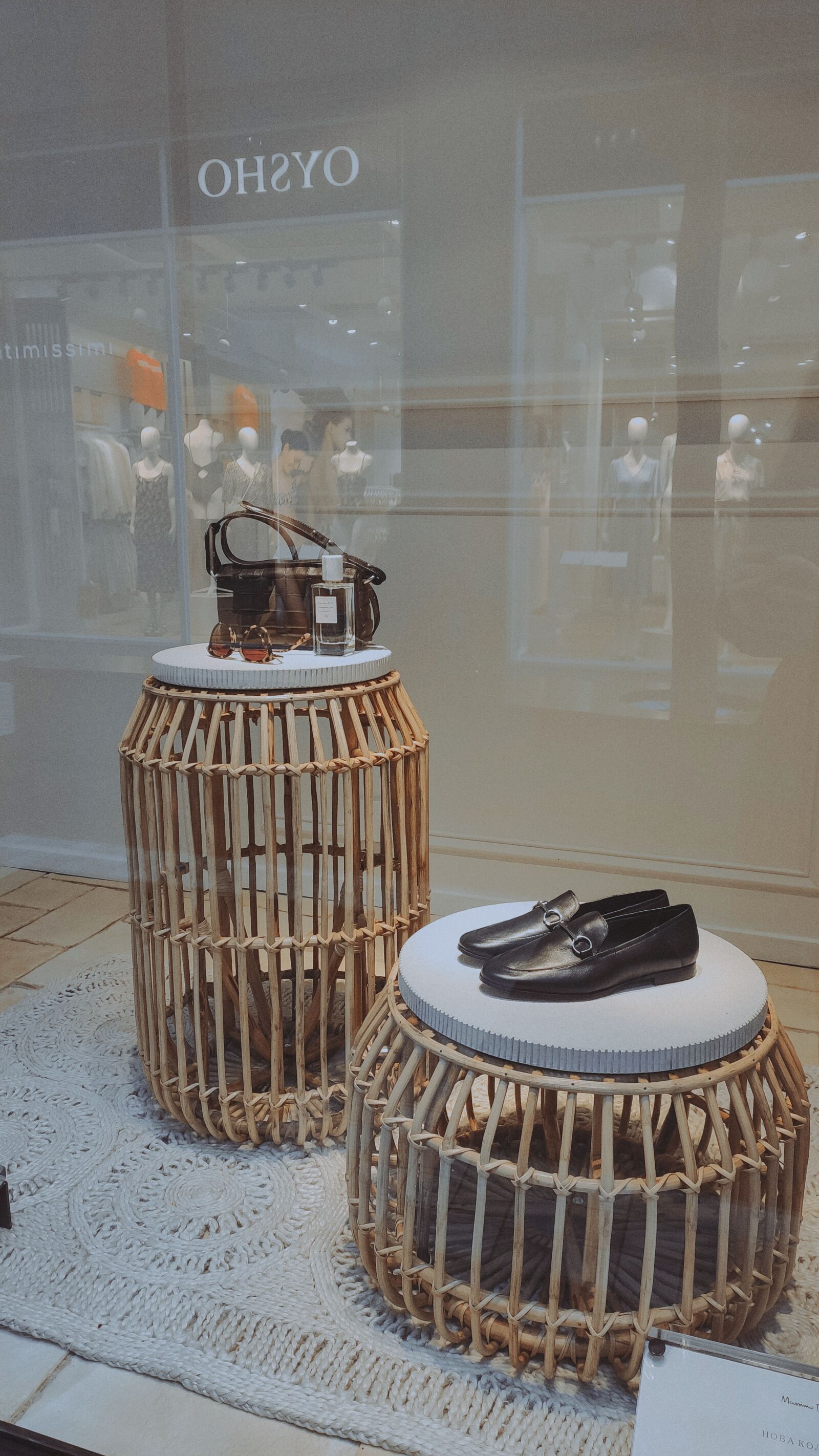 Xiaomi MI CC 9 sample photo. Fashion, clothes, wallpaper photography