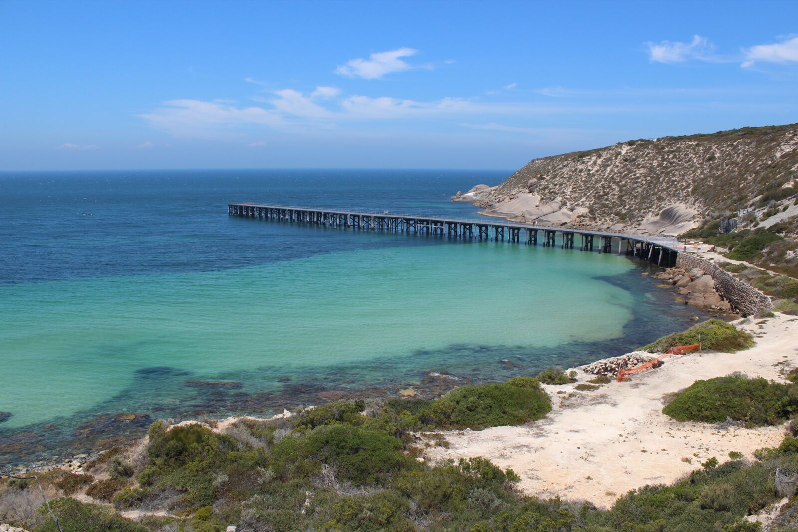 Canon EOS 600D (Rebel EOS T3i / EOS Kiss X5) sample photo. Jetty, coast, sea photography