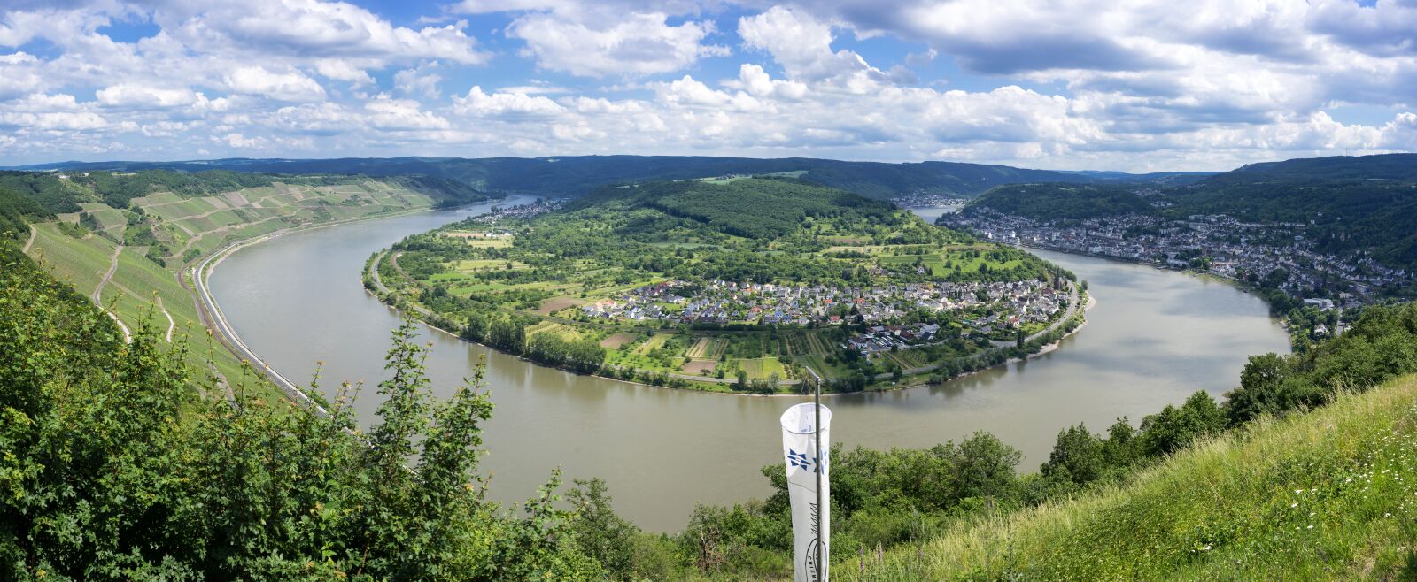 Sony a7R + Sony Sonnar T* FE 35mm F2.8 ZA sample photo. Rhine, panorama, landscape photography