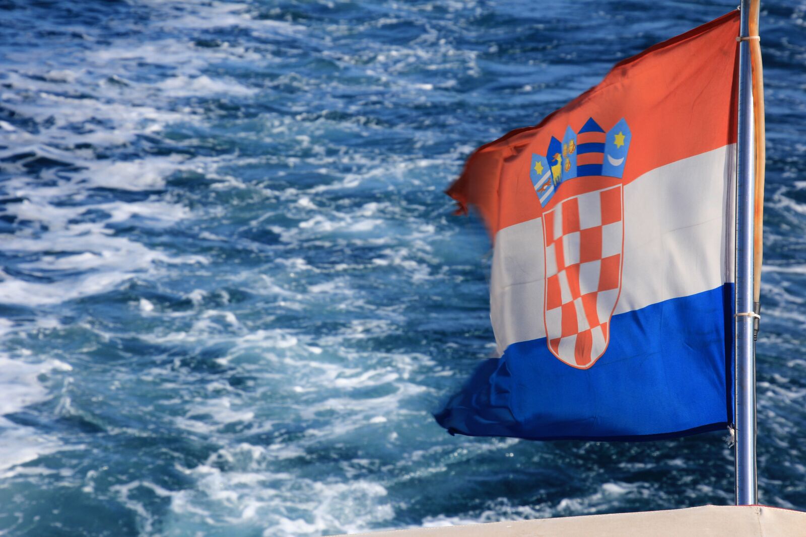 Canon EOS 60D sample photo. Croatia, flag, croatia flag photography