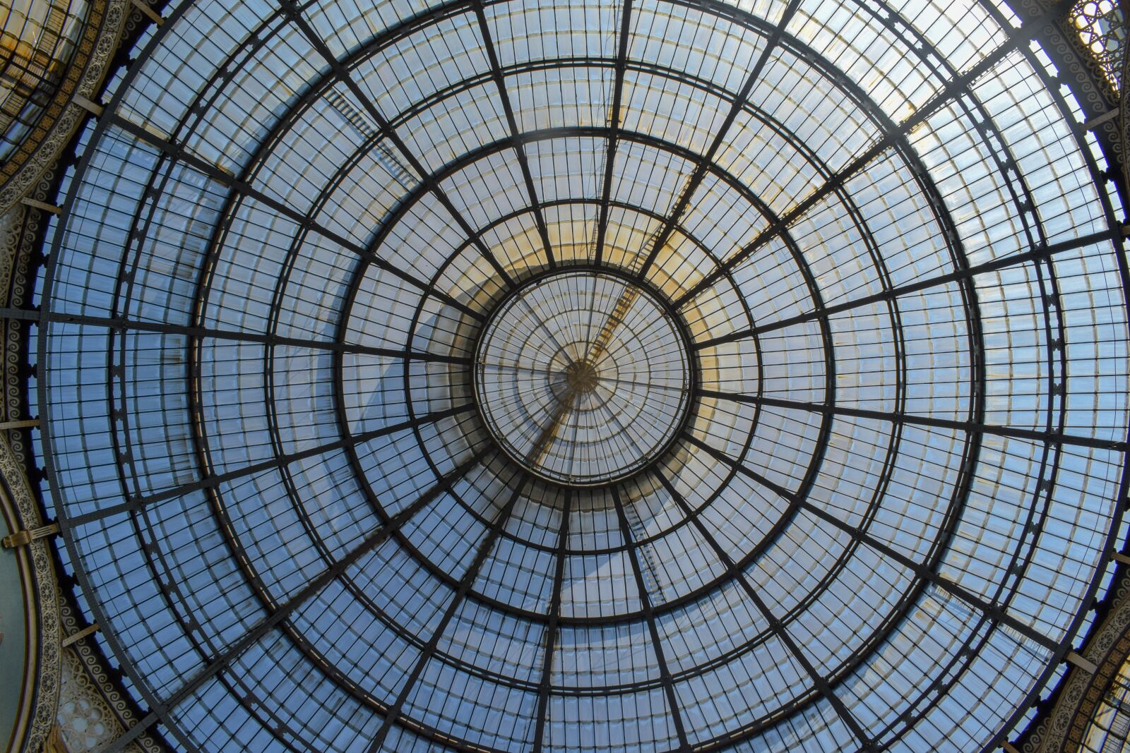 Nikon D3300 sample photo. Milan, vittorio emanuele, gallery photography