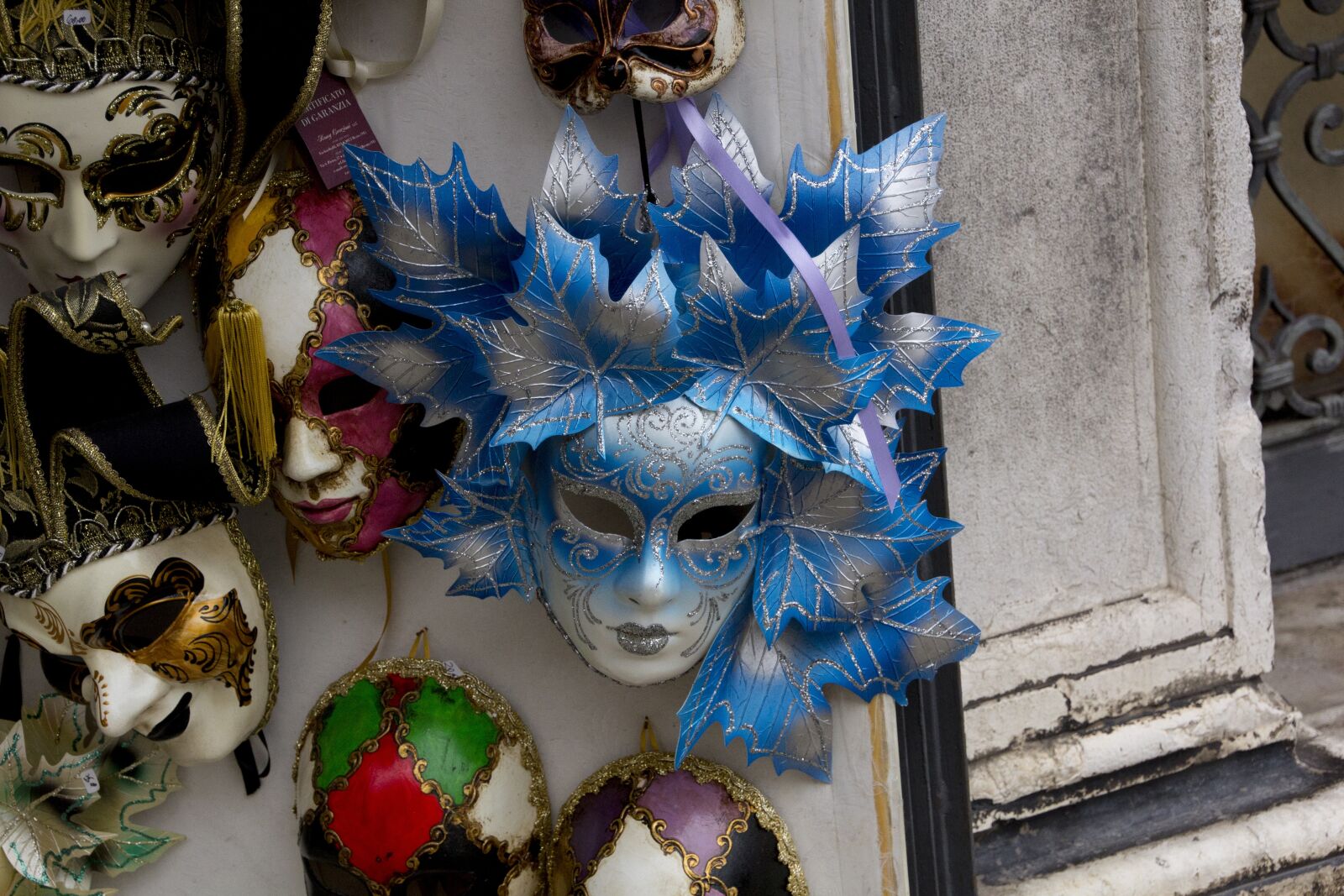 Canon EOS 60D sample photo. Italy, mask, face photography