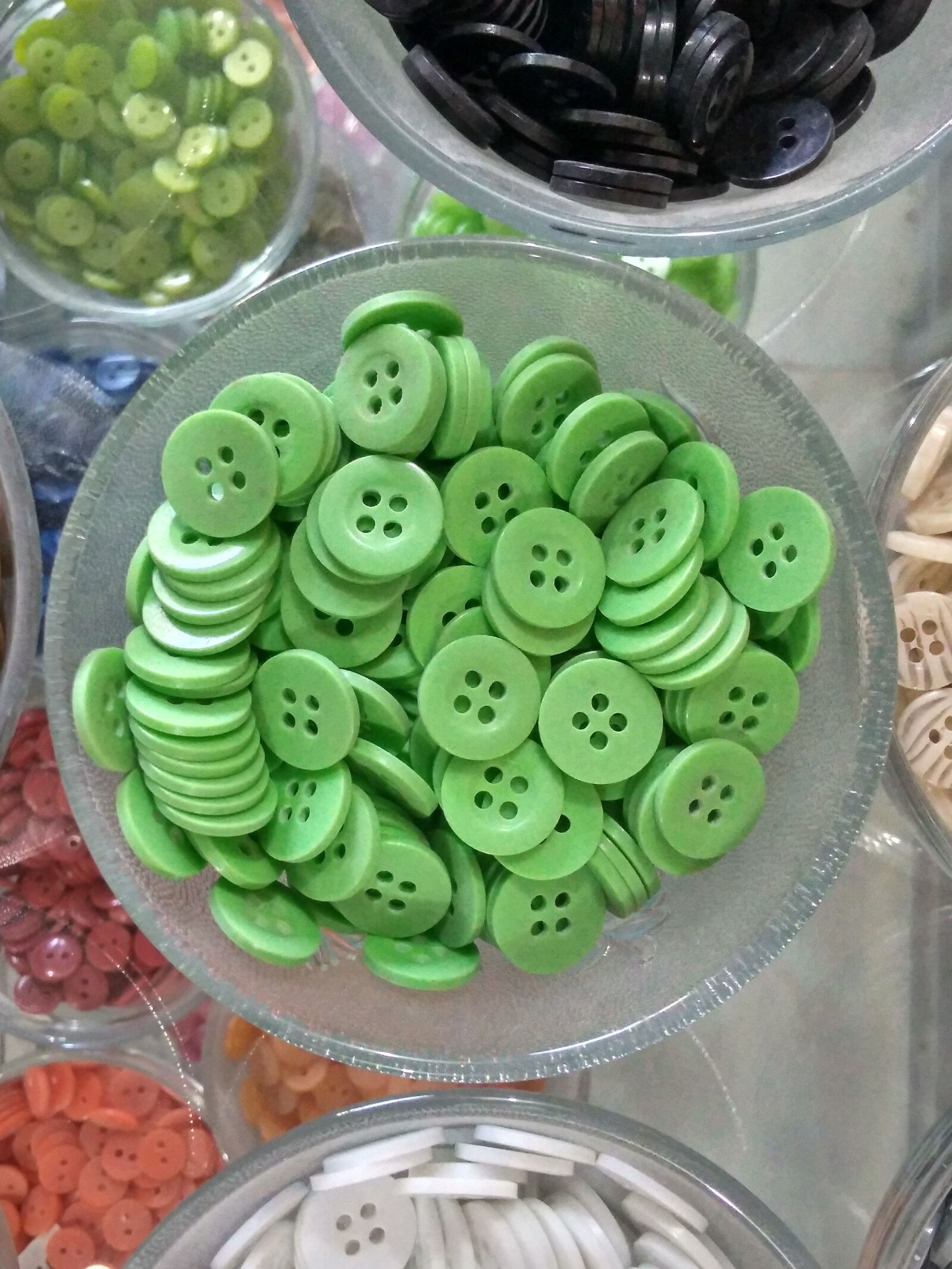 Xiaomi Redmi 4A sample photo. Button, color, tailor photography