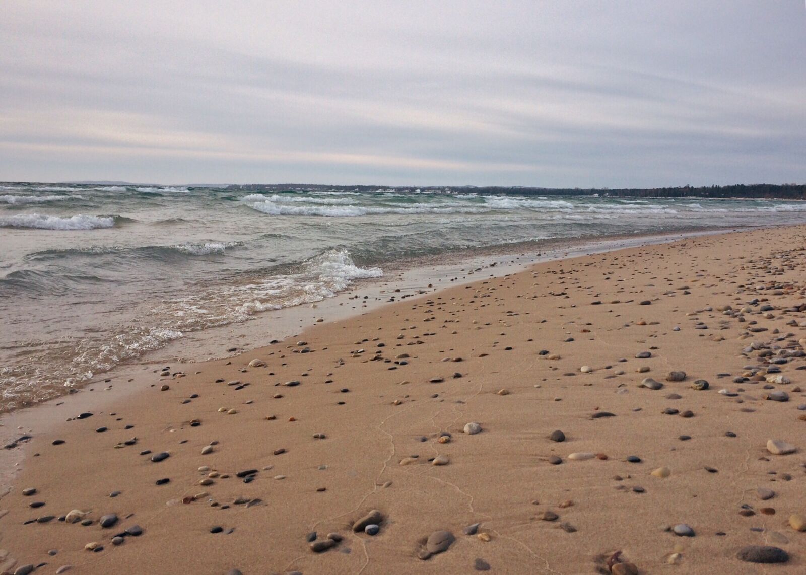 iPhone 5s back camera 4.15mm f/2.2 sample photo. Beach shore, sand waves photography