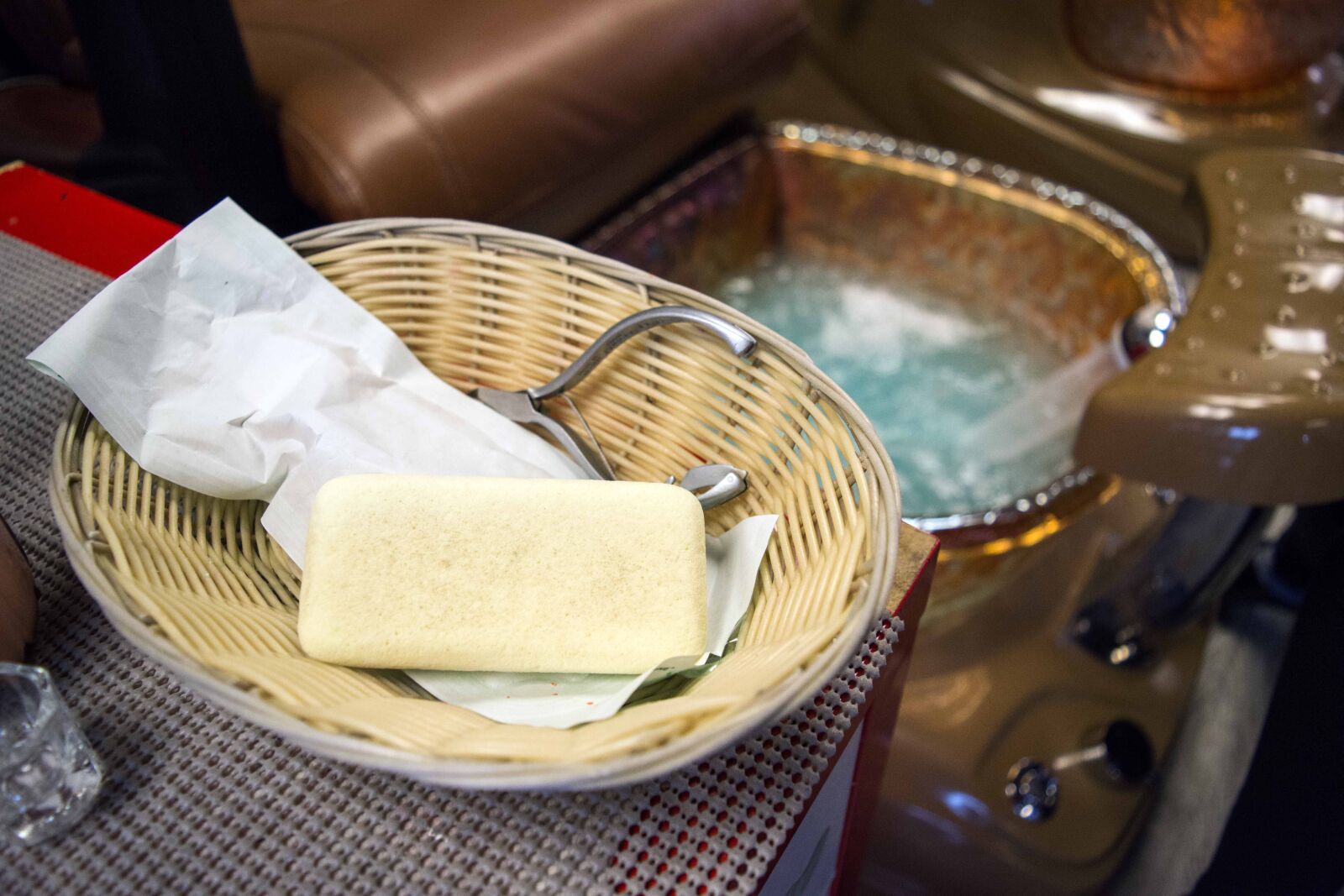 Nikon D7200 sample photo. Pedicure, manicure, treatment photography