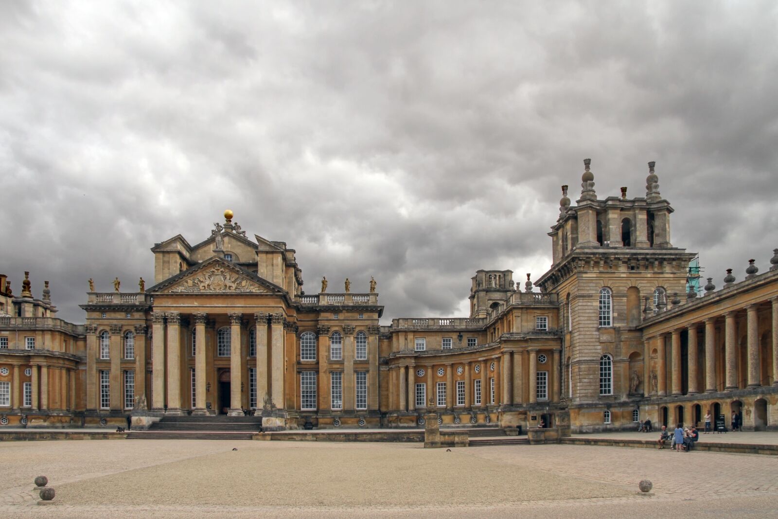 Canon EF-S 17-85mm F4-5.6 IS USM sample photo. Blenheim palace, castle, world photography